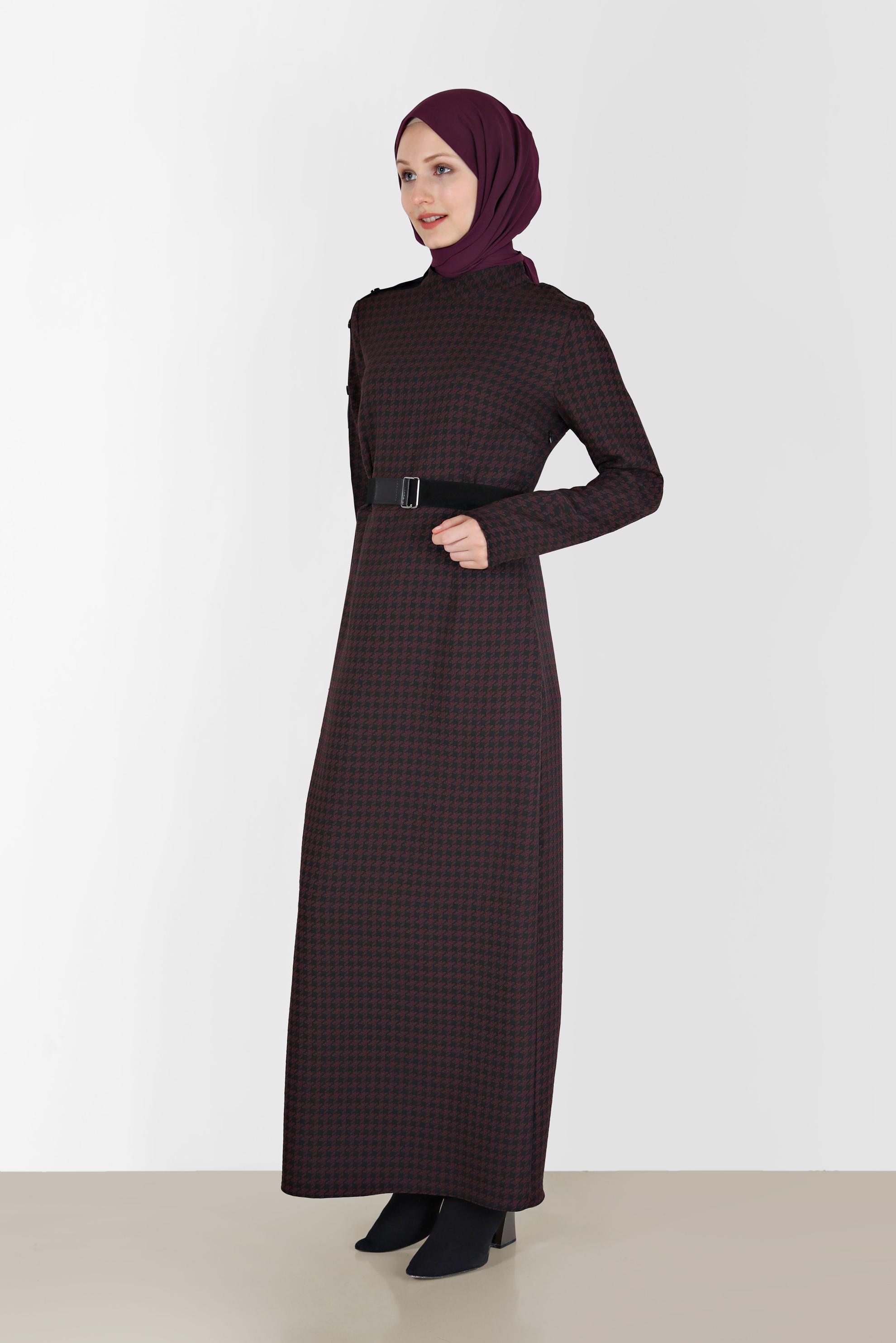 Tesettür giyim MÜRDÜM KOLLARI DÜĞME  DETAYLI KAZAYAĞI DESEN ELBİSE 42316-1 