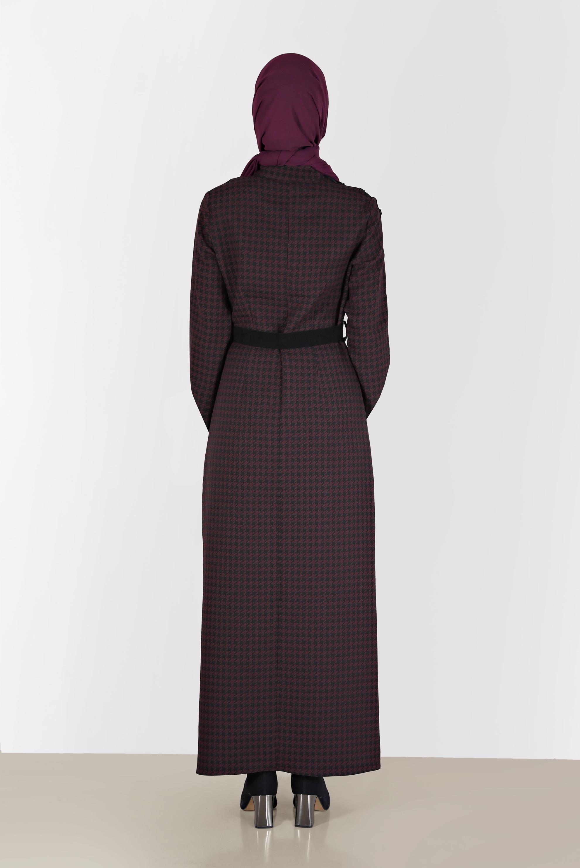 Tesettür giyim MÜRDÜM KOLLARI DÜĞME  DETAYLI KAZAYAĞI DESEN ELBİSE 42316-1 