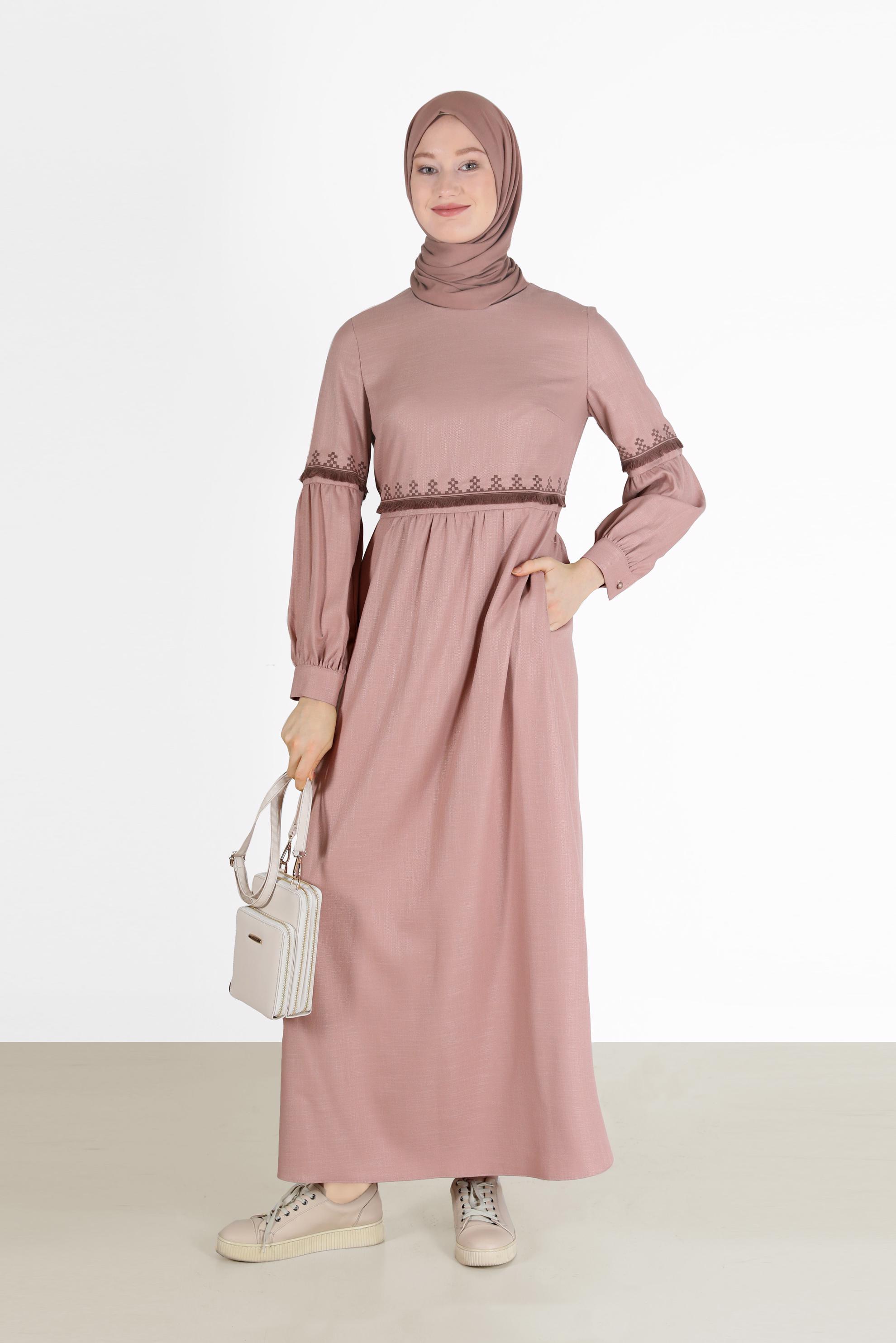 Tesettür giyim PUDRA BELİ VE KOLLARI NAKIŞ DETAYLI ELBİSE 42333