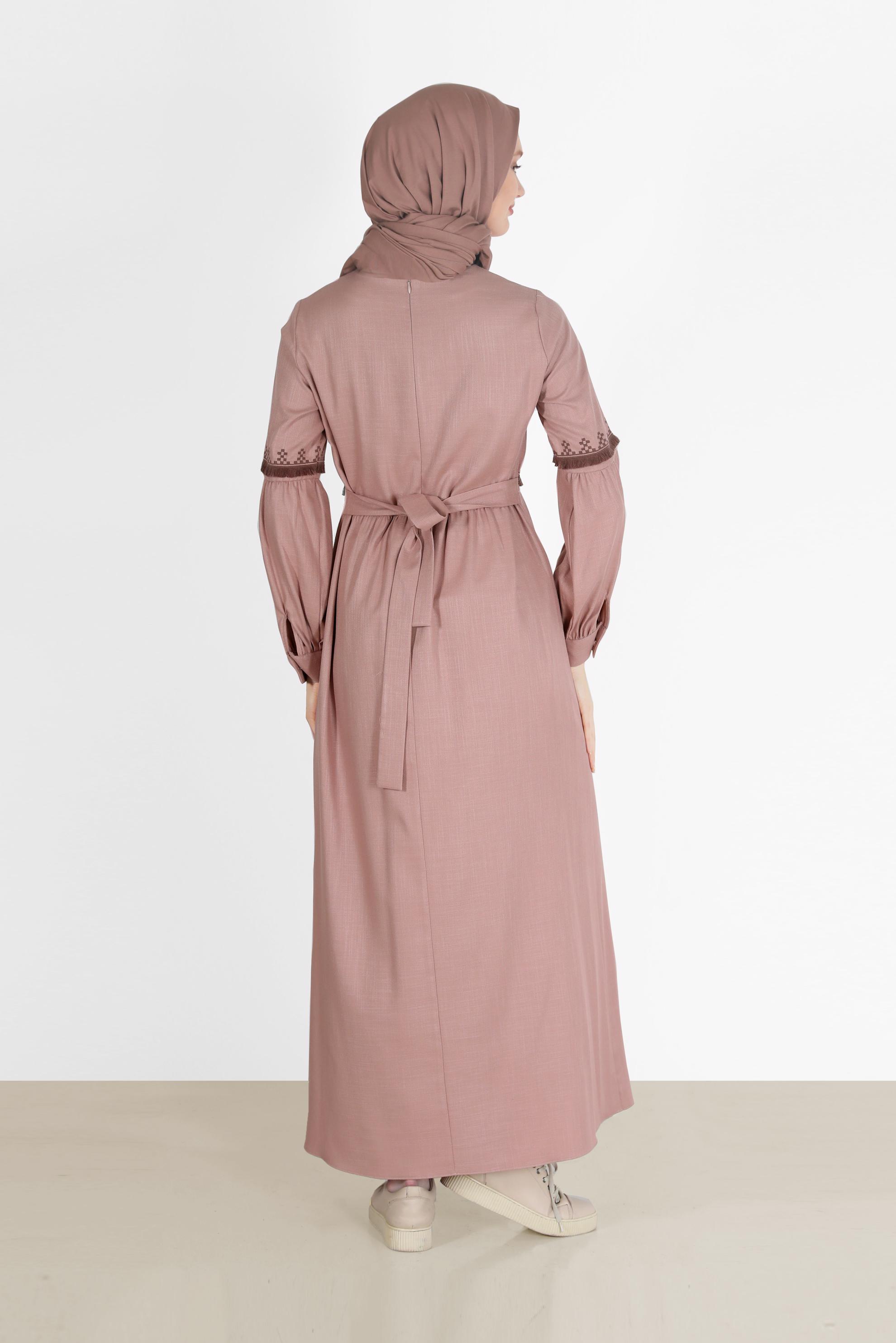 Tesettür giyim PUDRA BELİ VE KOLLARI NAKIŞ DETAYLI ELBİSE 42333