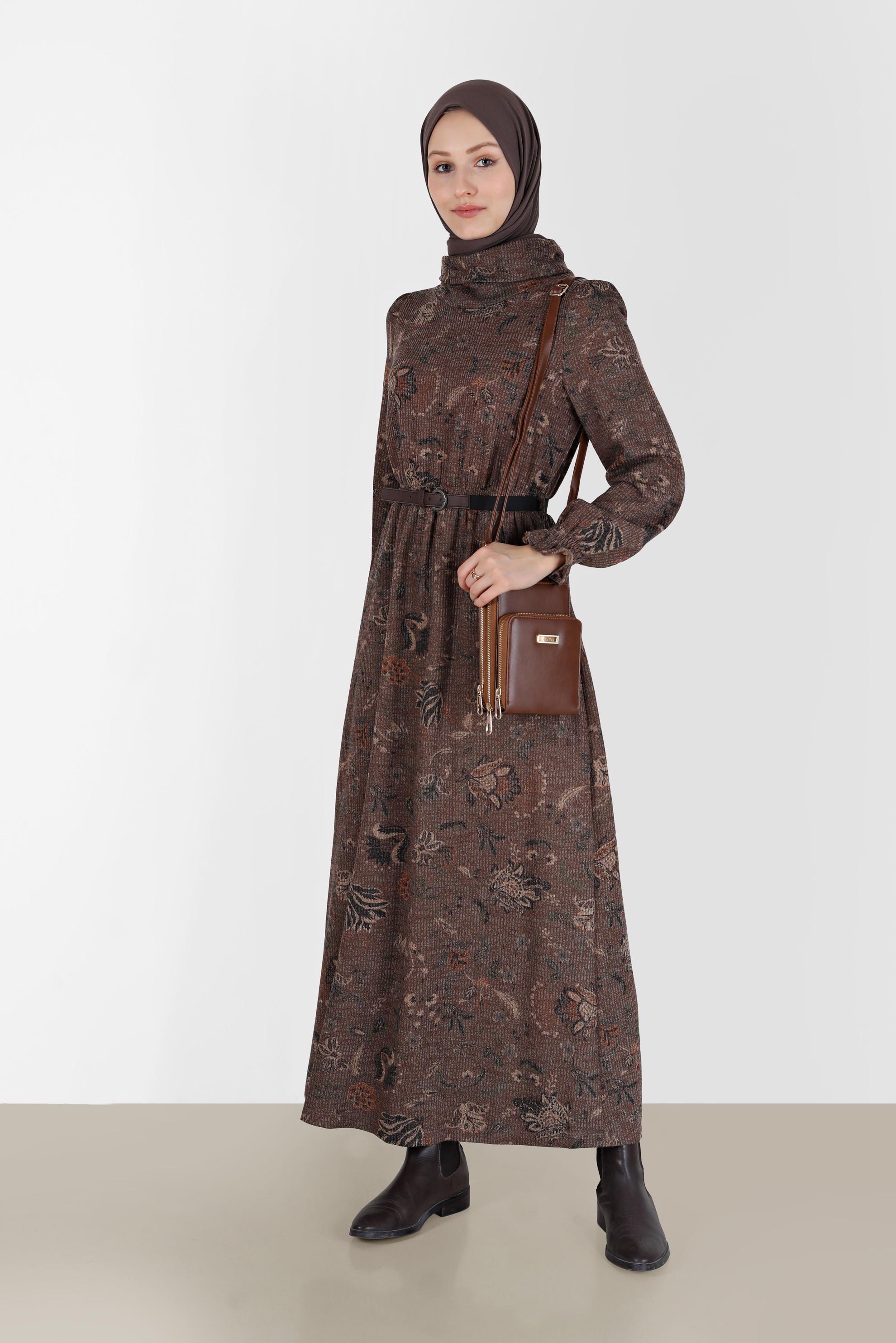 Tesettür giyim VİZON MANŞETLERİ LASTİKLİ DESENLİ ELBİSE 42337 