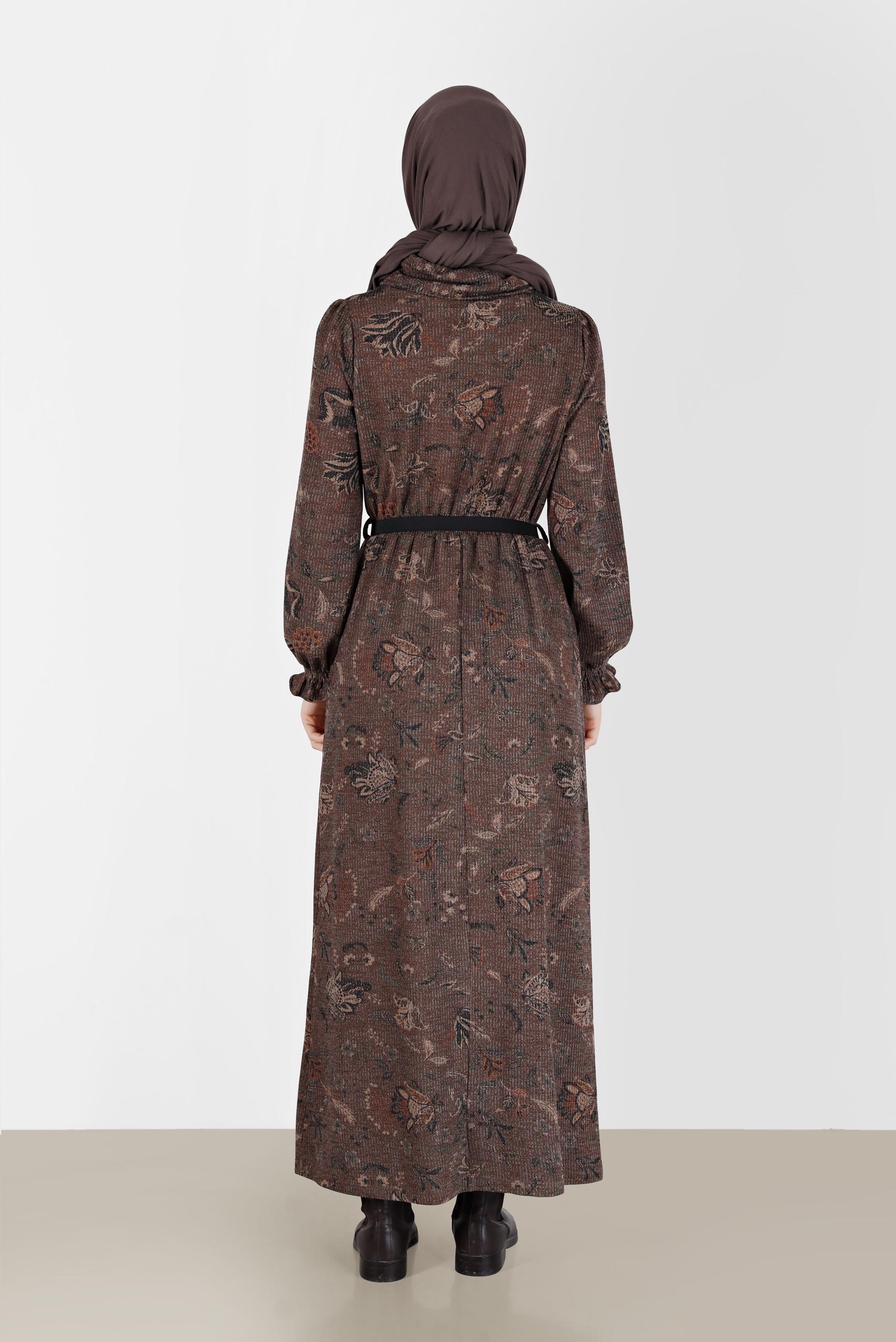 Tesettür giyim VİZON MANŞETLERİ LASTİKLİ DESENLİ ELBİSE 42337 