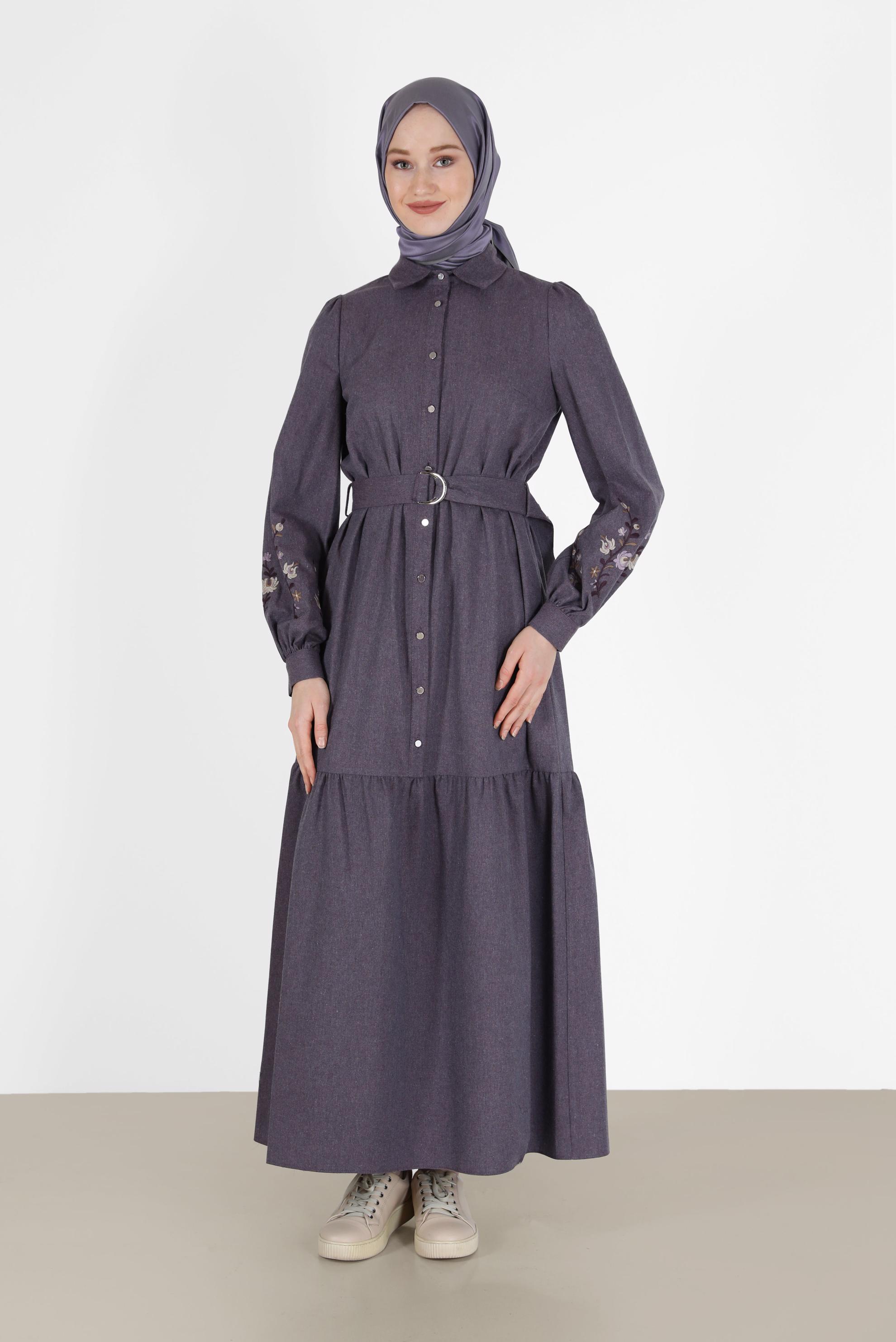 Tesettür giyim LACİVERT KOLLARI İŞLEMELİ KUŞAKLI ELBİSE 42379 