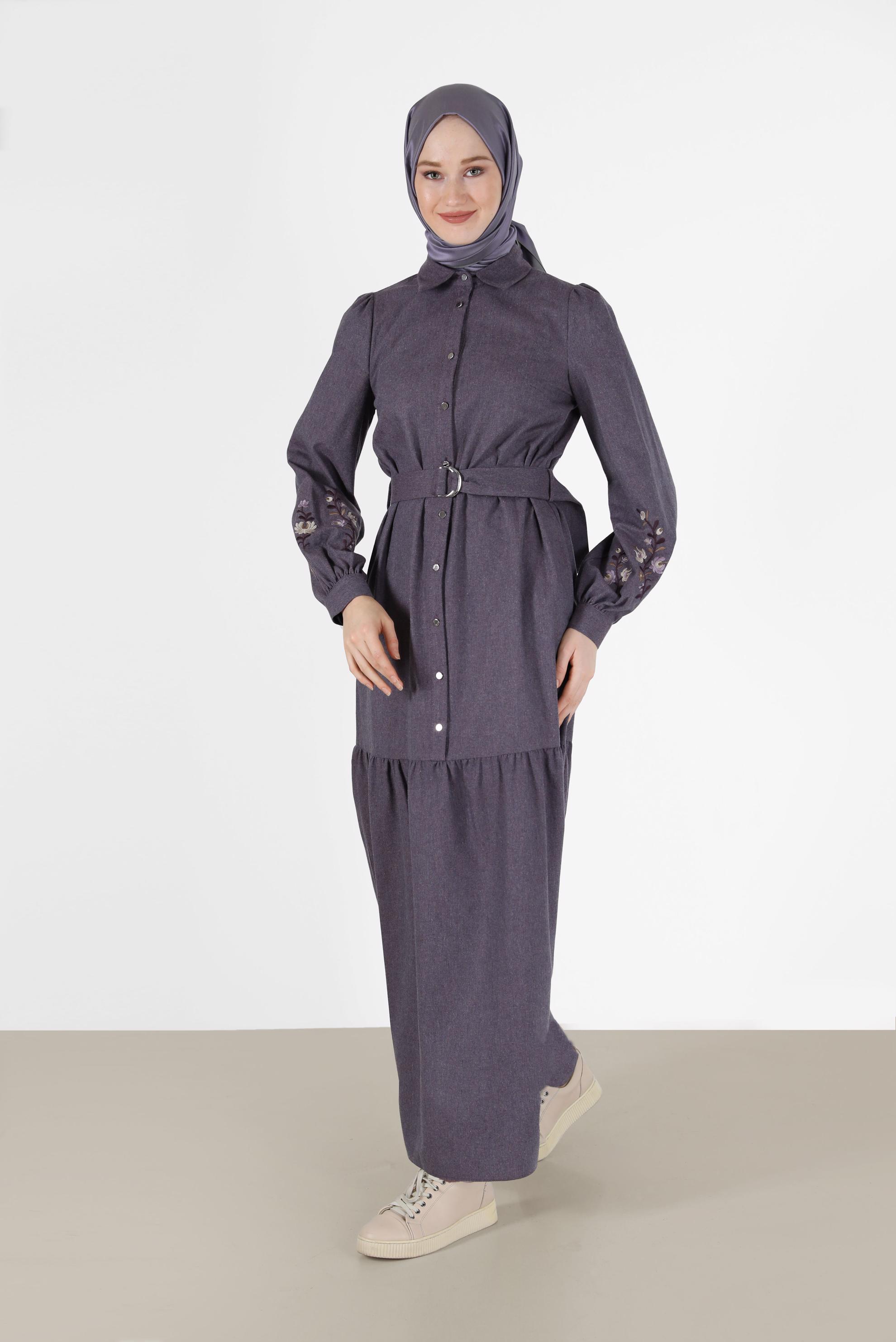 Tesettür giyim LACİVERT KOLLARI İŞLEMELİ KUŞAKLI ELBİSE 42379 