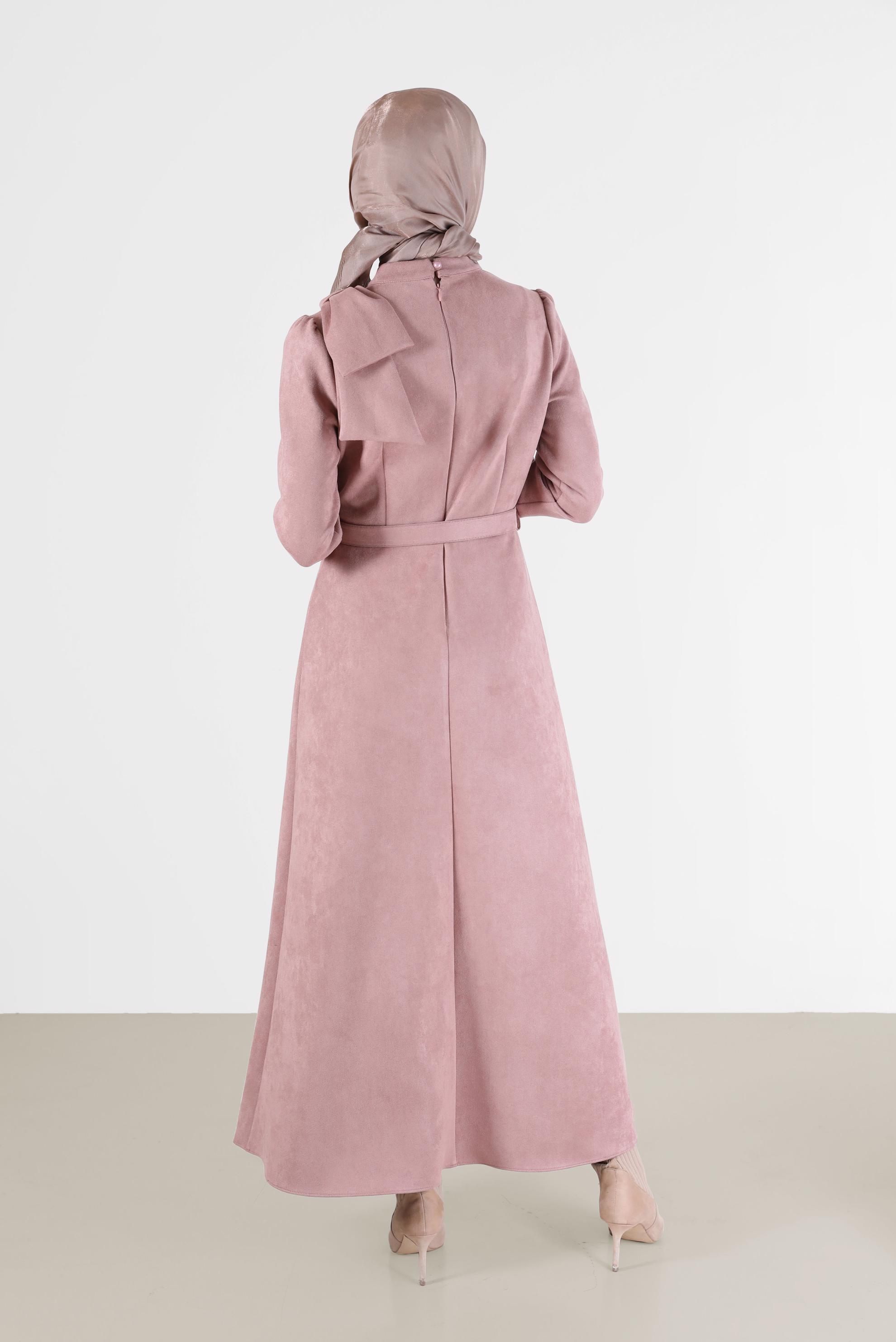 Tesettür giyim PUDRA KURDELE DETAYLI KEMERLİ SÜET ELBİSE 42385 