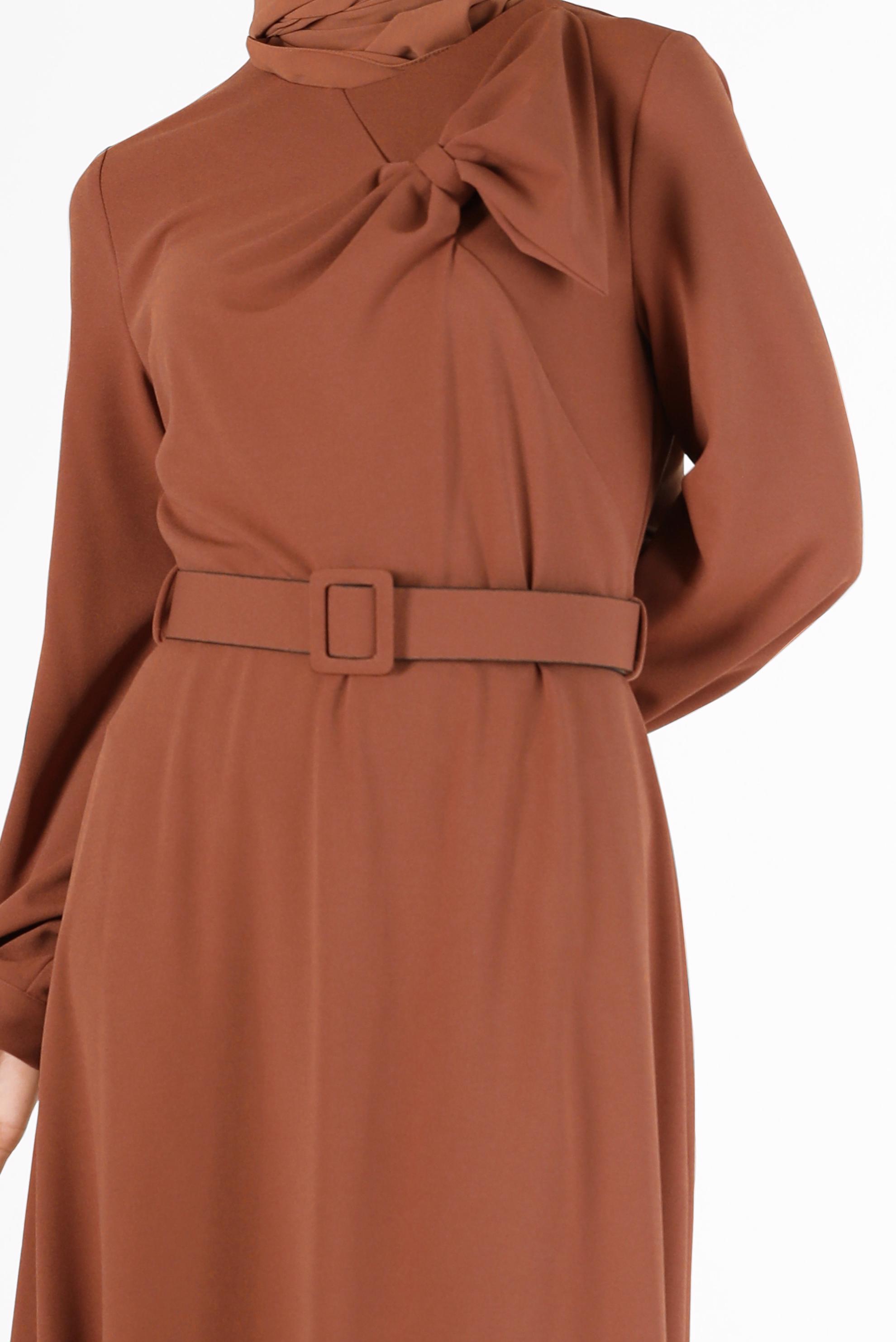 Tesettür giyim TABA KURDELE DETAYLI KUŞAKLI ELBİSE 42408 