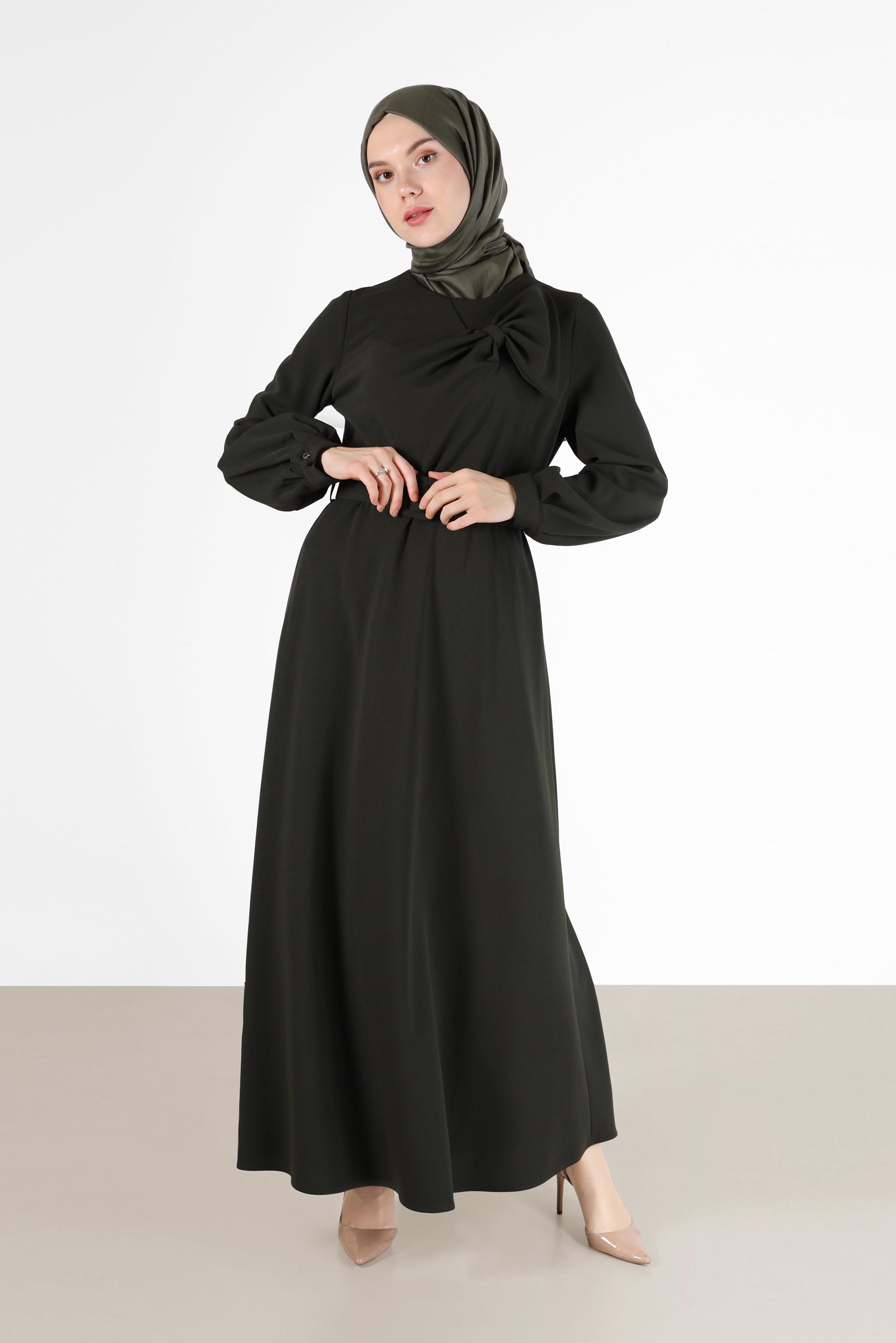 Tesettür giyim HAKİ KURDELE DETAYLI KUŞAKLI ELBİSE 42408 