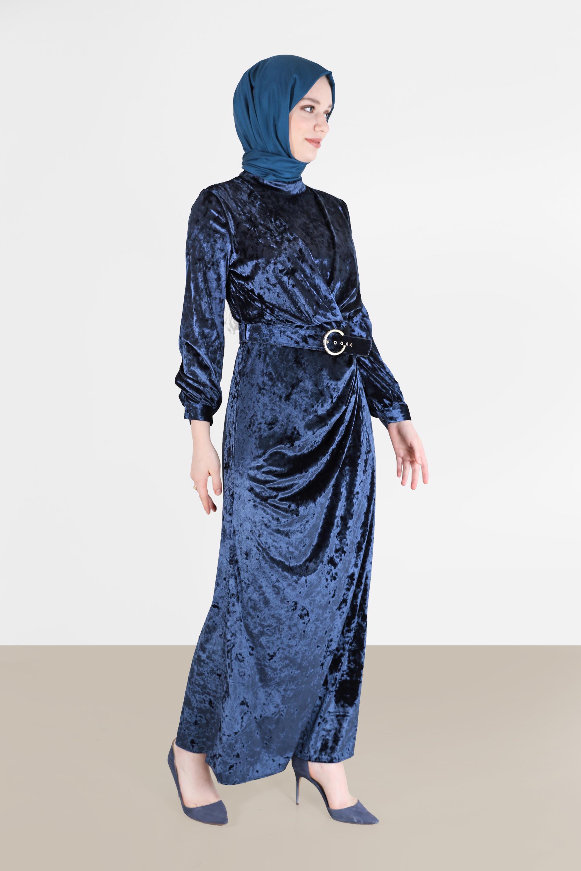 Tesettür giyim LACİVERT KEMERLİ KADİFE ELBİSE 42414 