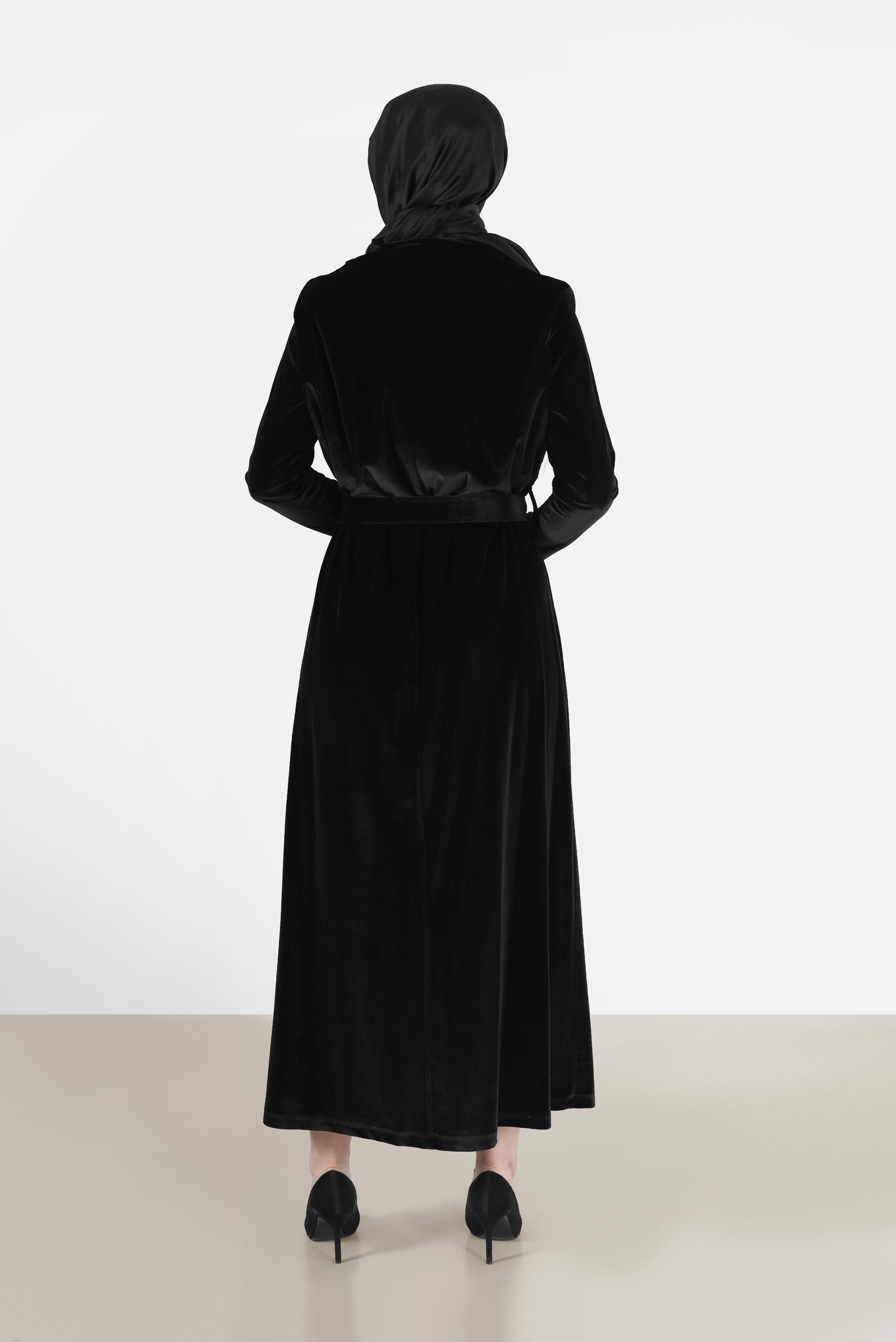 Tesettür giyim SİYAH BELİ KUŞAKLI KADİFE ELBİSE 42416 