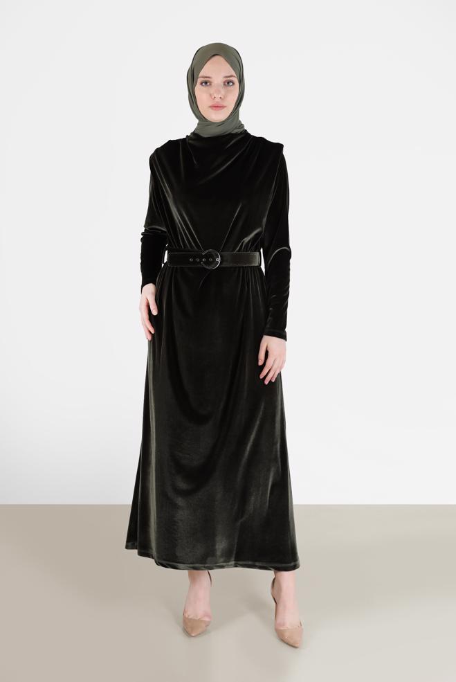 Tesettür giyim HAKİ BELİ KUŞAKLI KADİFE ELBİSE 42416  - ALVİNA