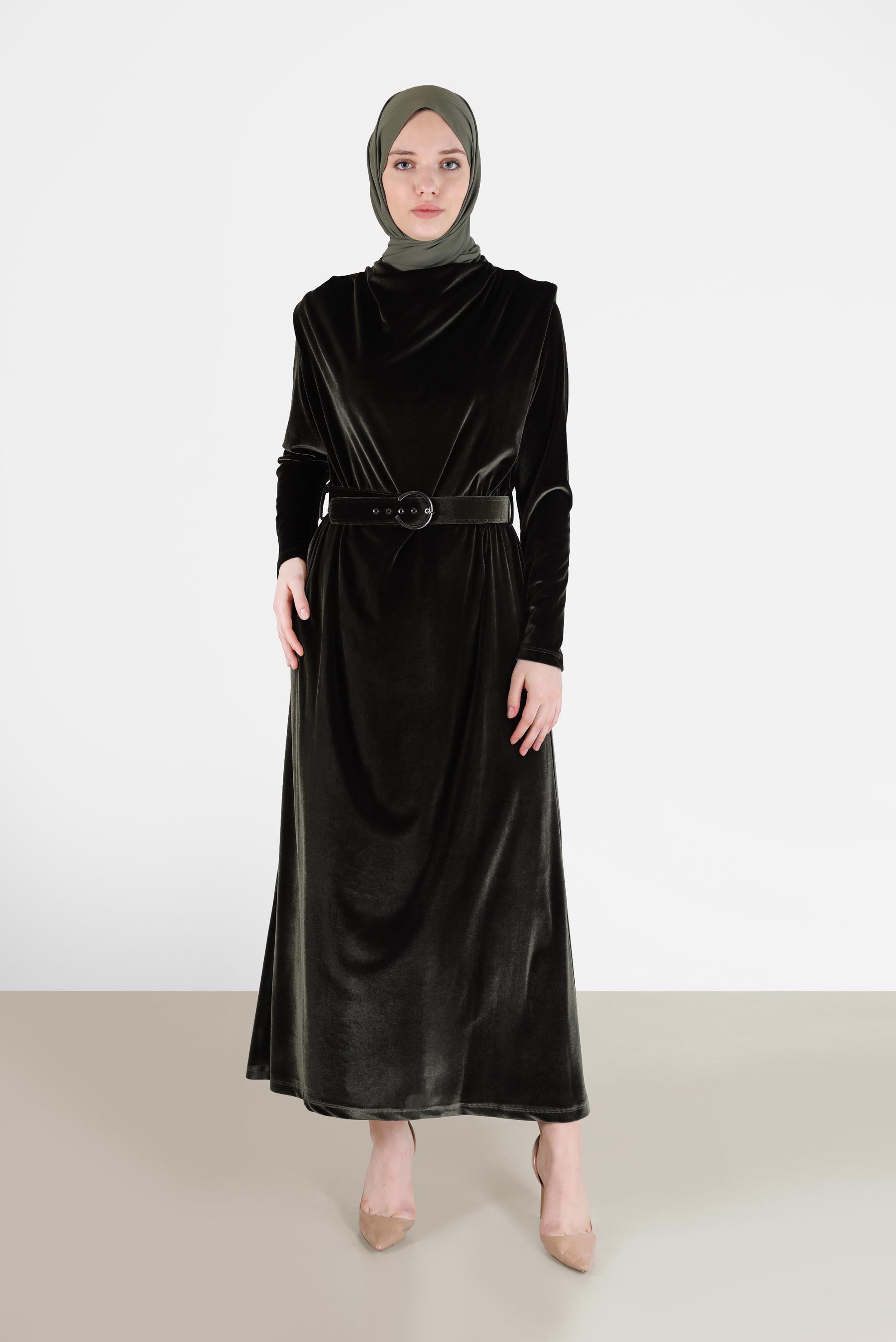 Tesettür giyim HAKİ BELİ KUŞAKLI KADİFE ELBİSE 42416 