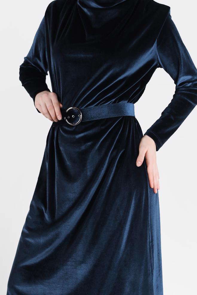 Tesettür giyim LACİVERT BELİ KUŞAKLI KADİFE ELBİSE 42416  - ALVİNA