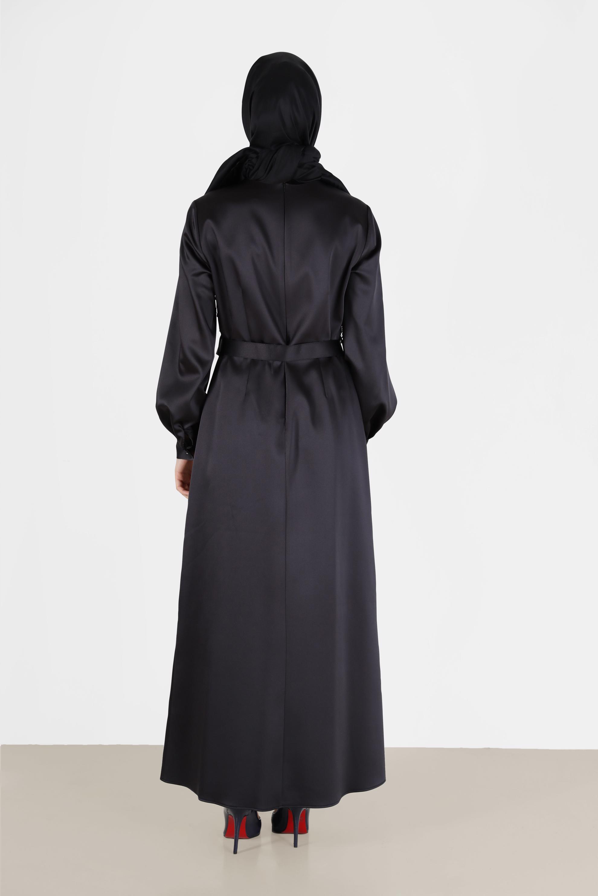 Vêtements hijab NOIR ROBE EN SATIN À RAYURES ET PIERRES PRÉCIEUSES 42417