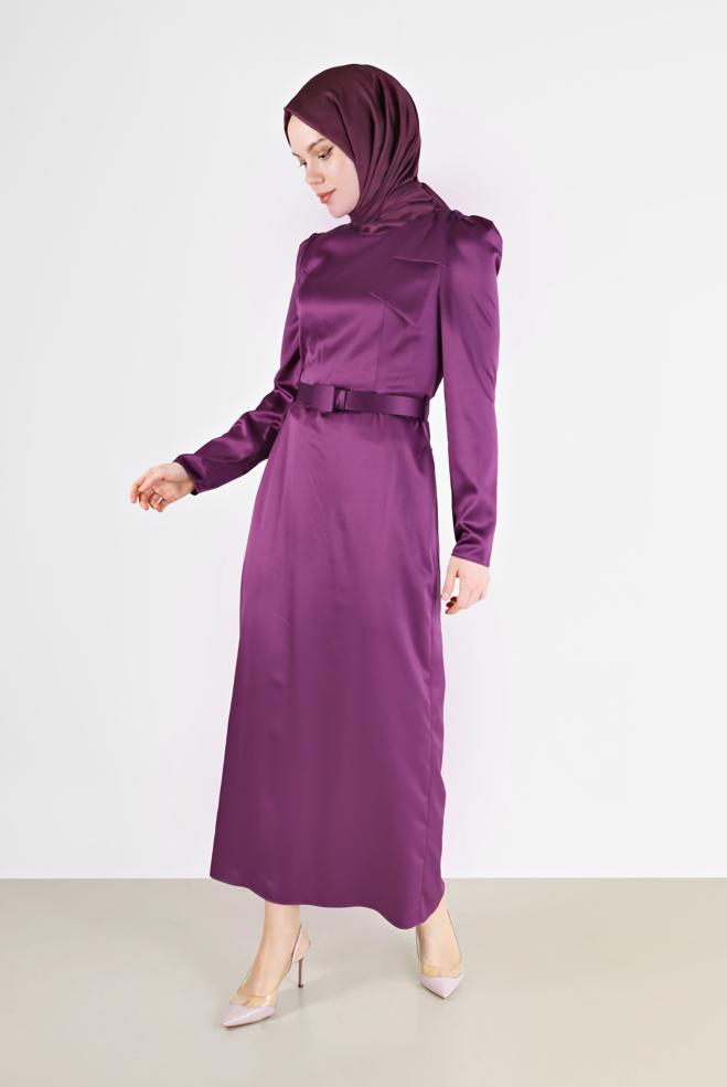 Vêtements hijab PRUNE ROBE EN SATIN AVEC CEINTURE ET DÉTAIL MANCHES 42419 - ALVİNA