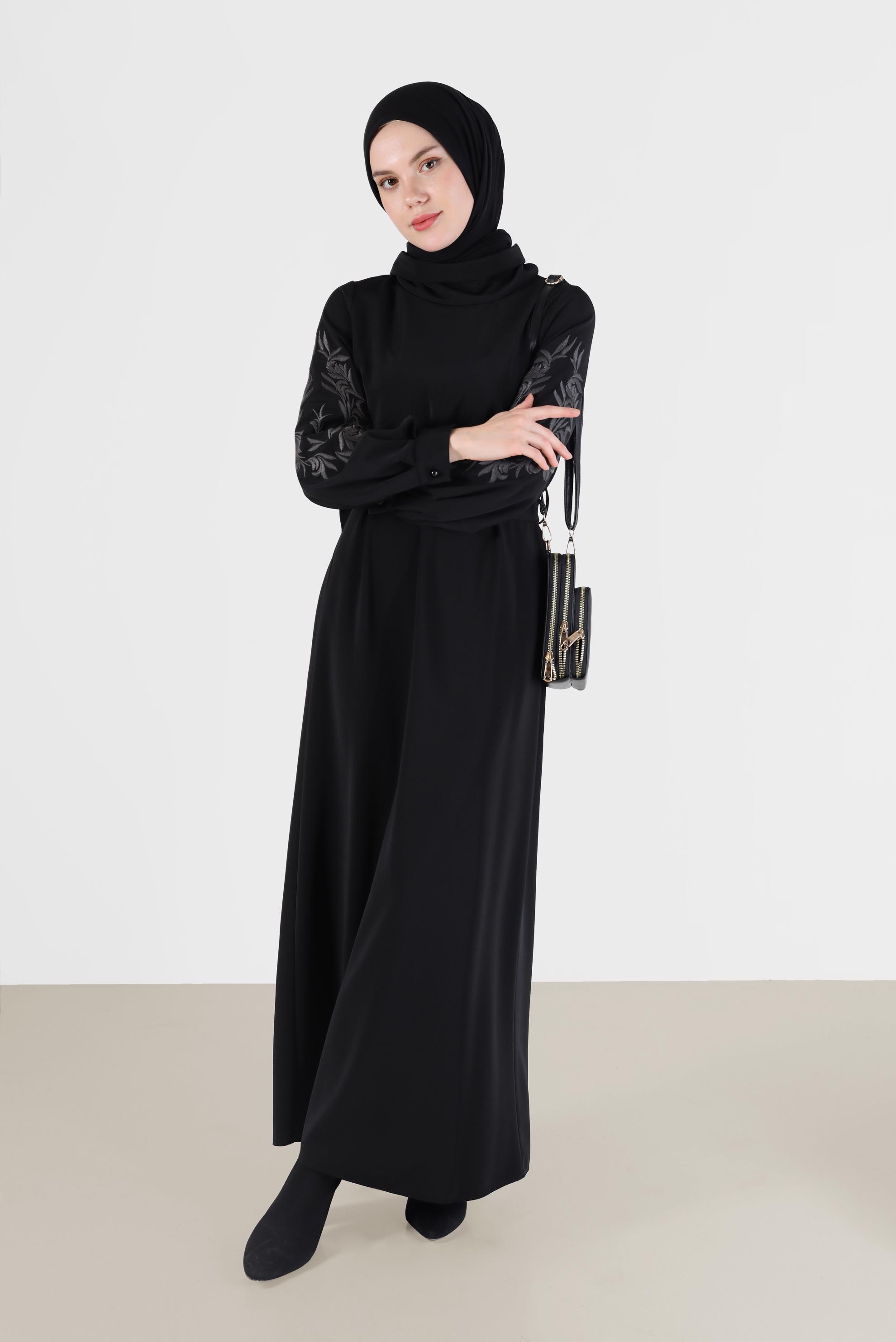 Vêtements hijab NOIR ROBE BRODÉE AVEC CEINTURE À MANCHES 42433