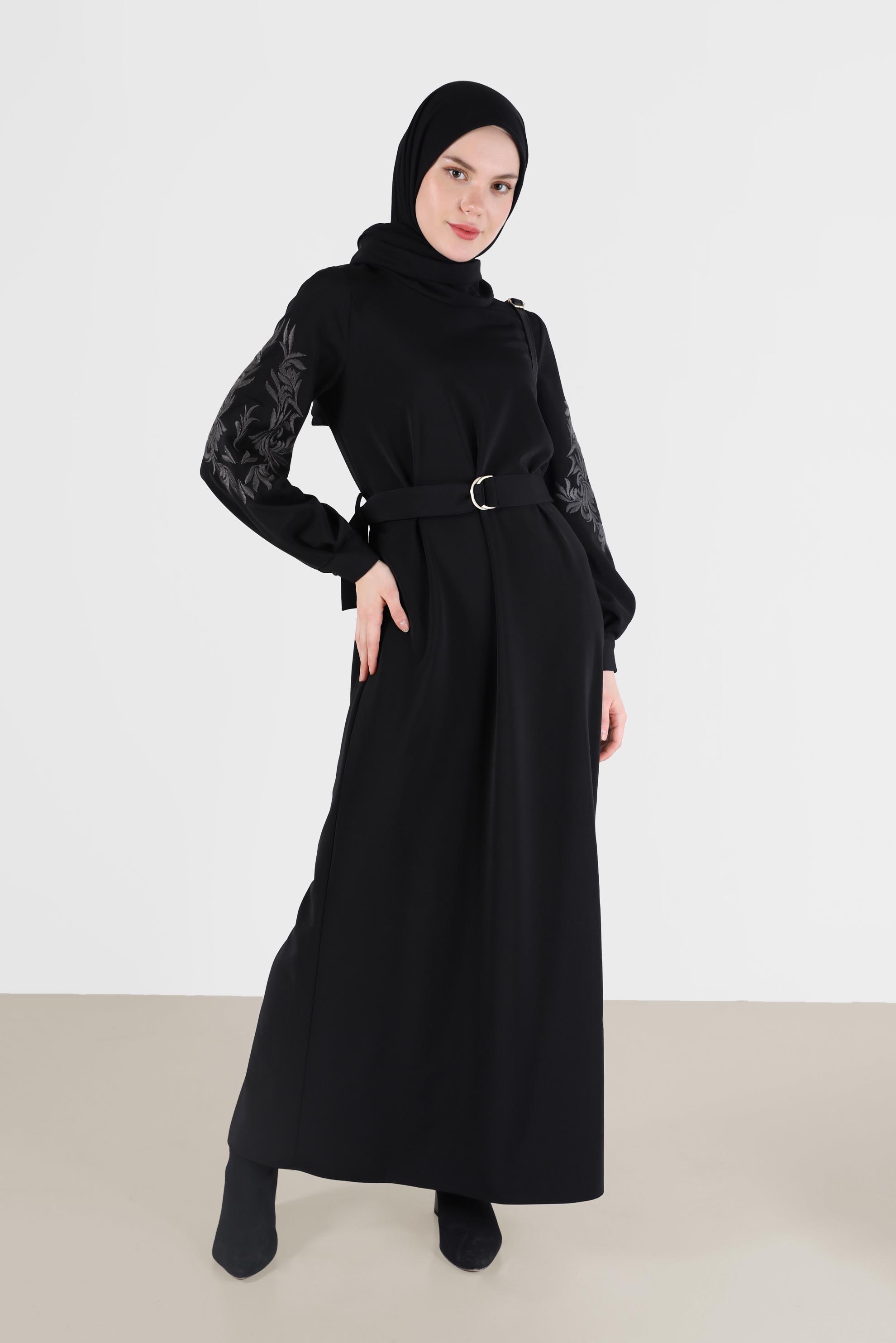Vêtements hijab NOIR ROBE BRODÉE AVEC CEINTURE À MANCHES 42433