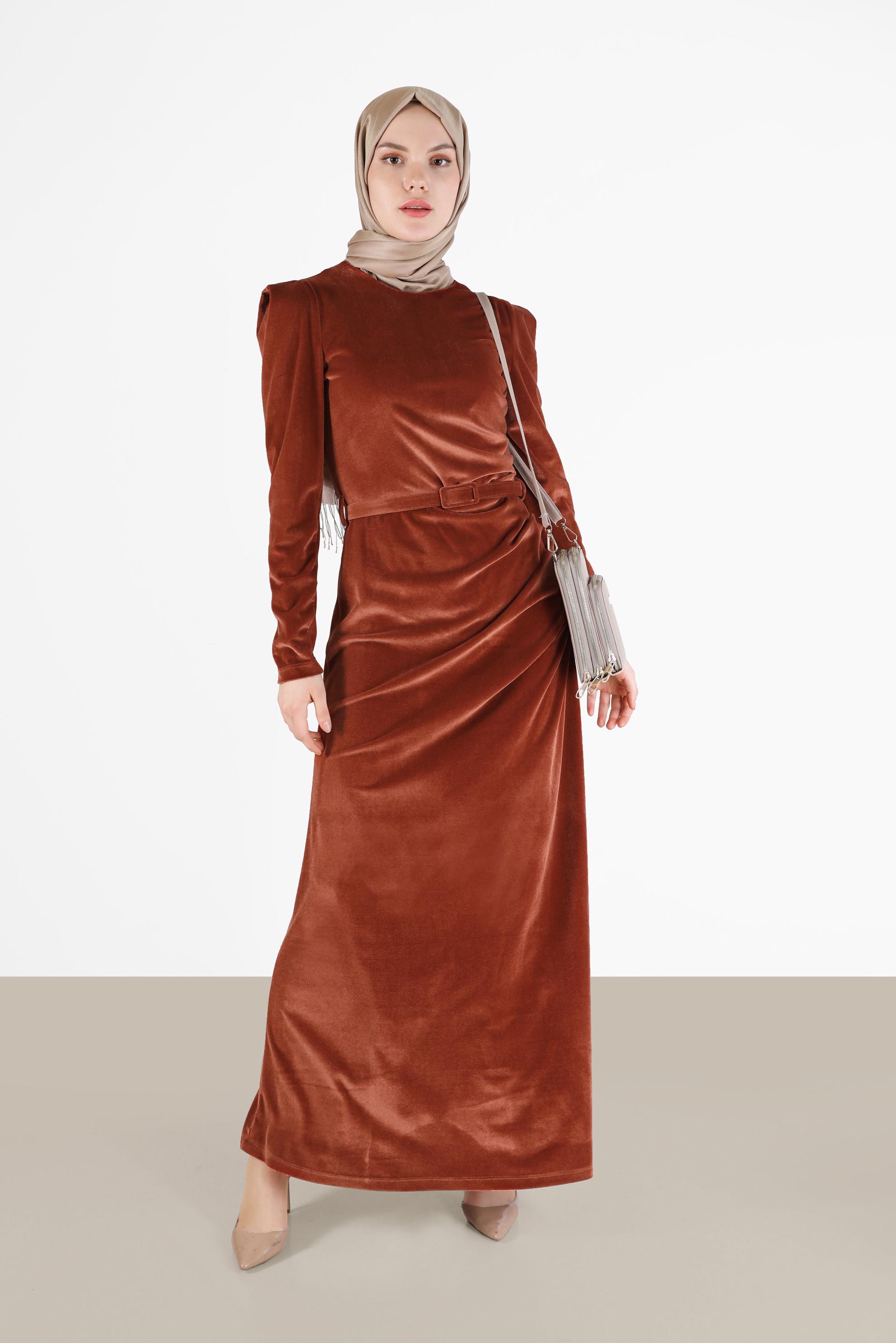 Tesettür giyim TURUNCU KEMER DETAYLI KADİFE ELBİSE 42452 