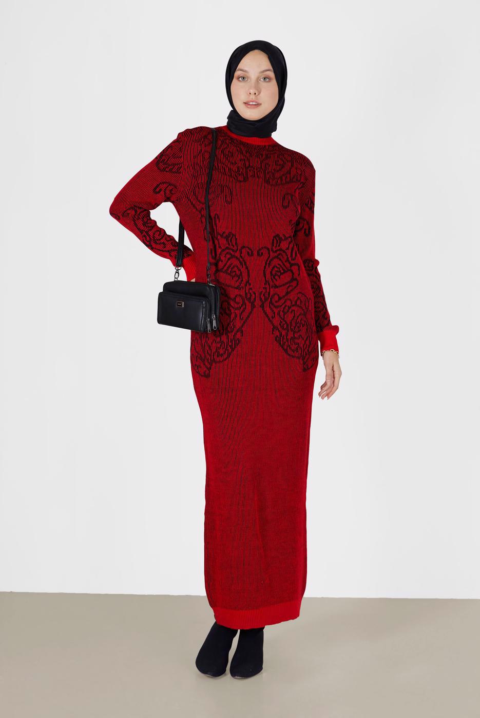Tesettür giyim KIRMIZI DESENLİ TRİKO ELBİSE 42470