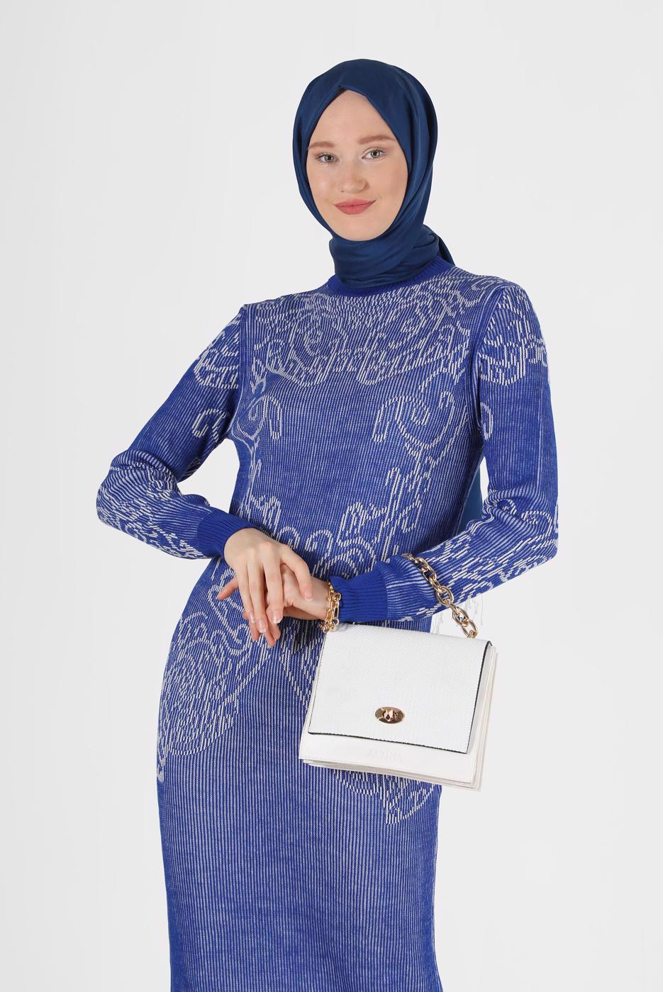 Tesettür giyim LACİVERT DESENLİ TRİKO ELBİSE 42470