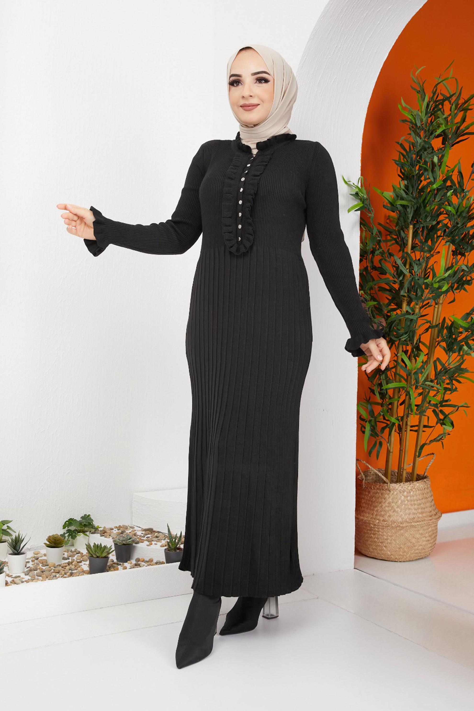 Tesettür giyim SİYAH ETEĞİ PİLELİ FIRFIR DETAYLI TRİKO ELBİSE 42472 