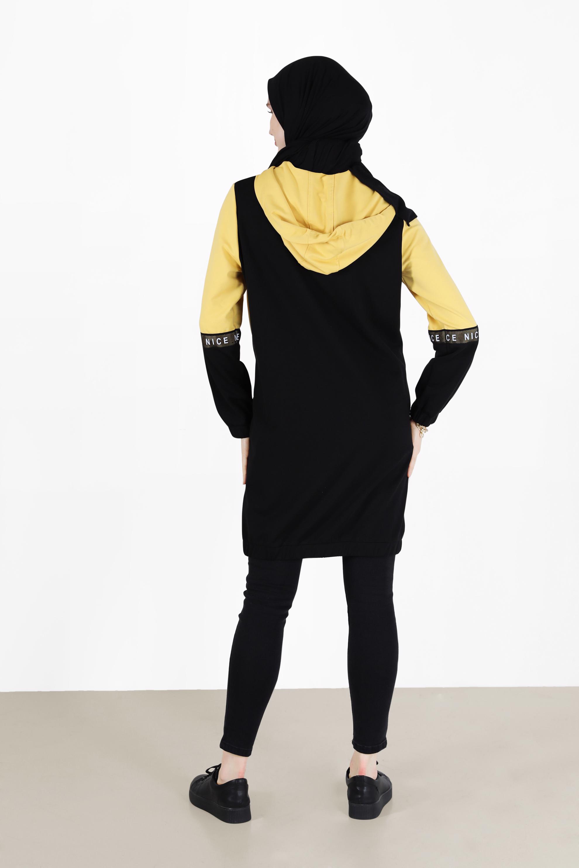 Tesettür giyim SARI YAZI DETAYLI KAPÜŞONLU EŞOFMAN TUNİK 42173 