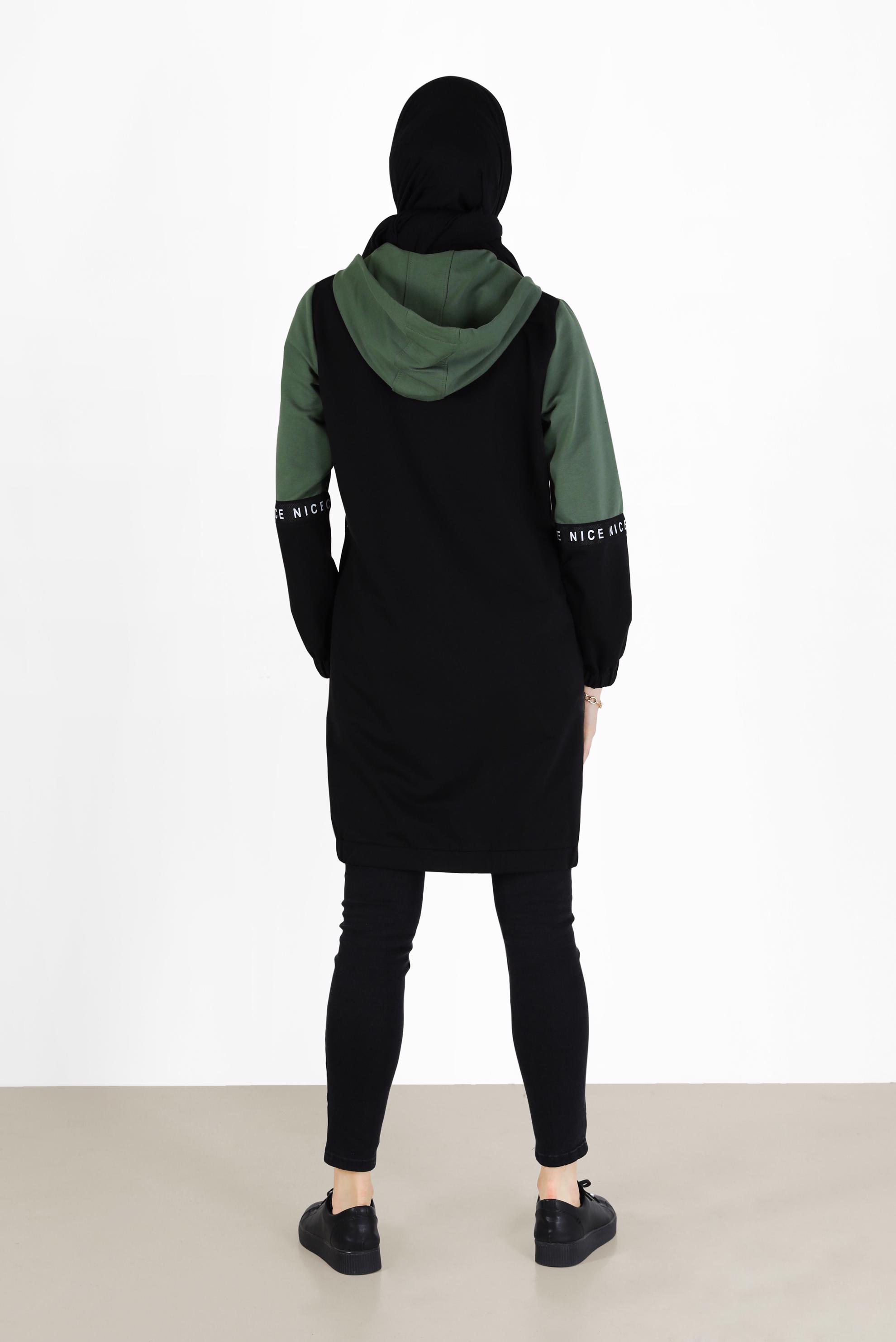 Tesettür giyim HAKİ YAZI DETAYLI KAPÜŞONLU EŞOFMAN TUNİK 42173 