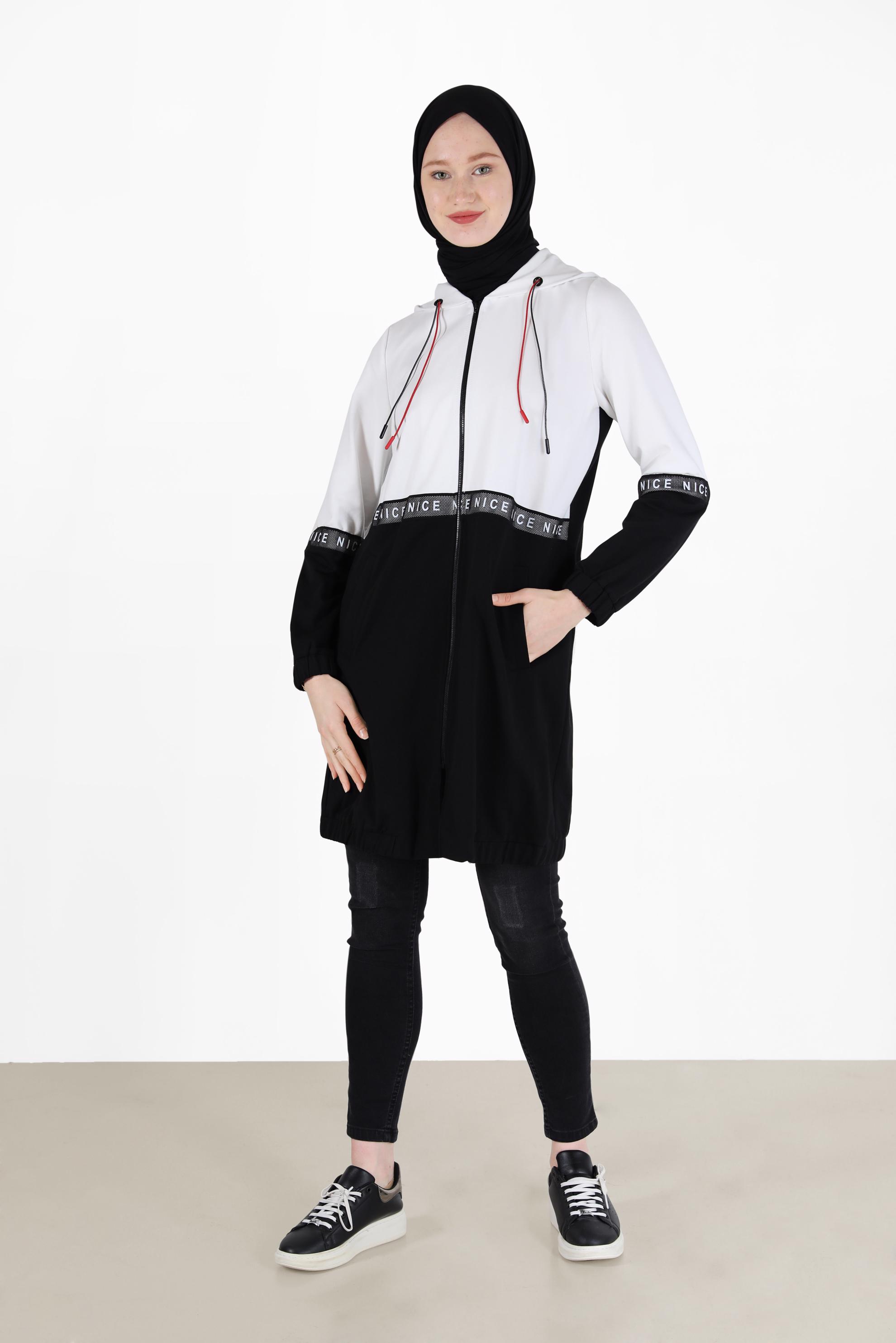 Tesettür giyim BEJ YAZI DETAYLI KAPÜŞONLU EŞOFMAN TUNİK 42173 