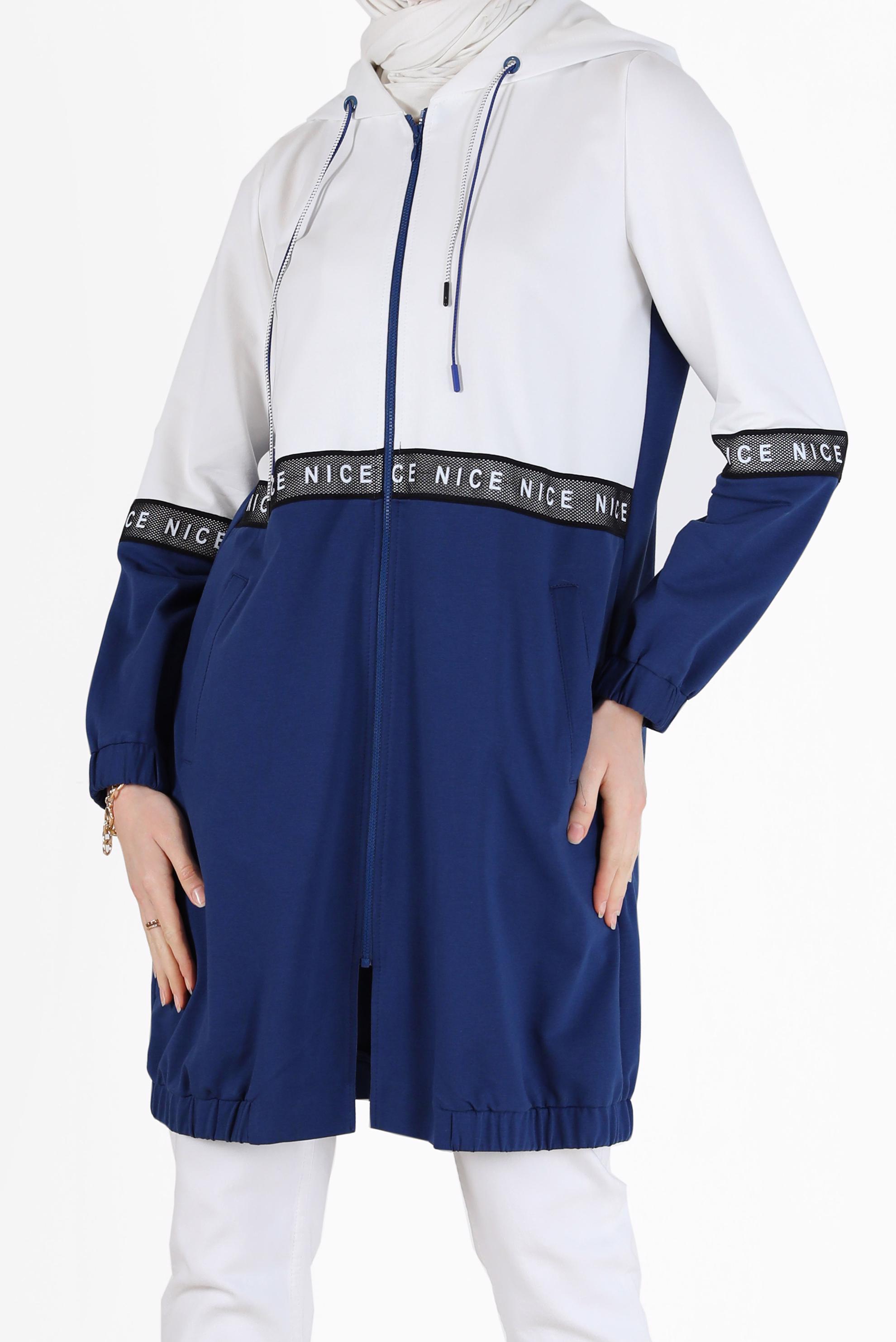 Tesettür giyim BEYAZ YAZI DETAYLI KAPÜŞONLU EŞOFMAN TUNİK 42173 