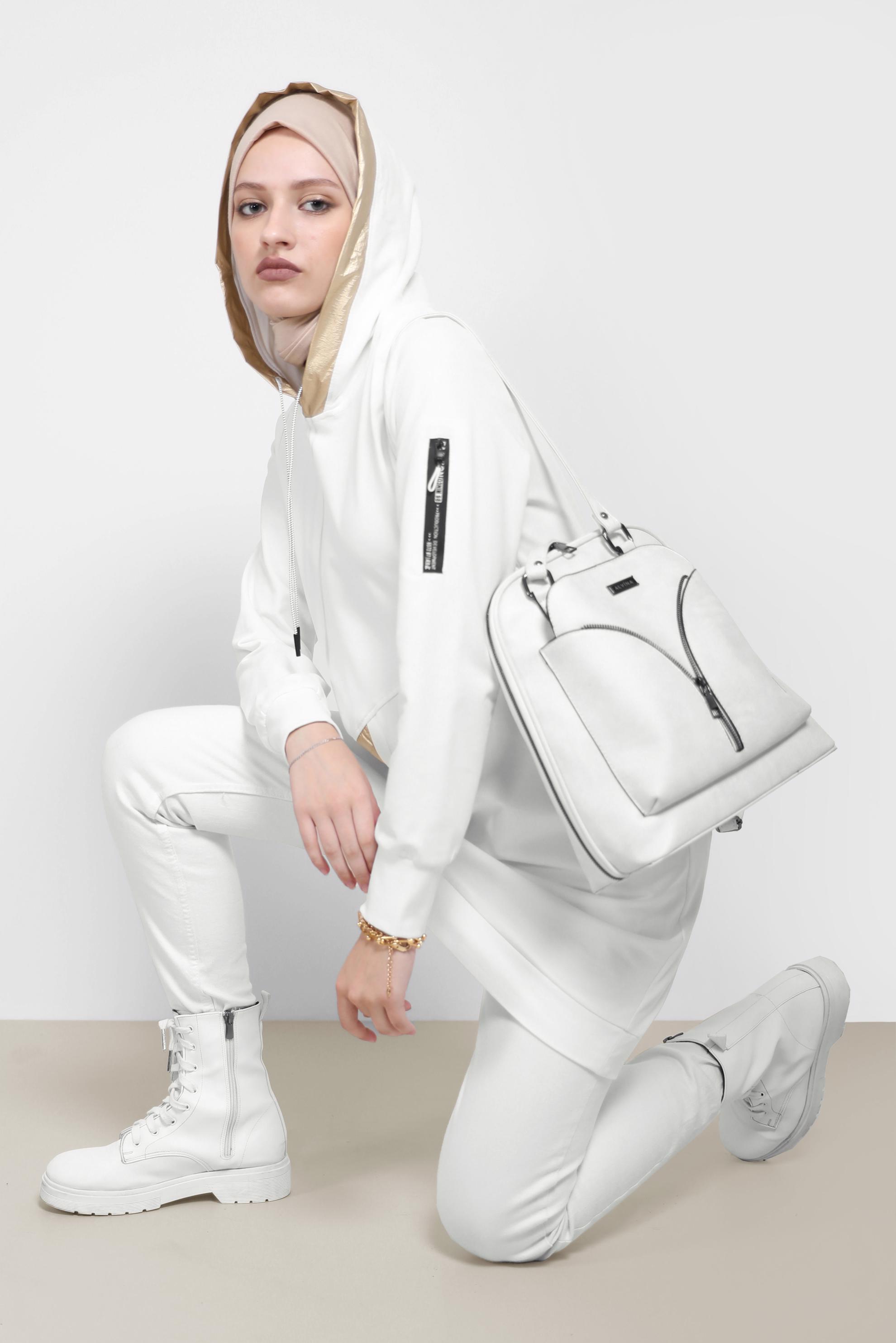 Tesettür giyim BEYAZ KAPÜŞONLU BAĞCIKLI EŞOFMAN TUNİK 42174 