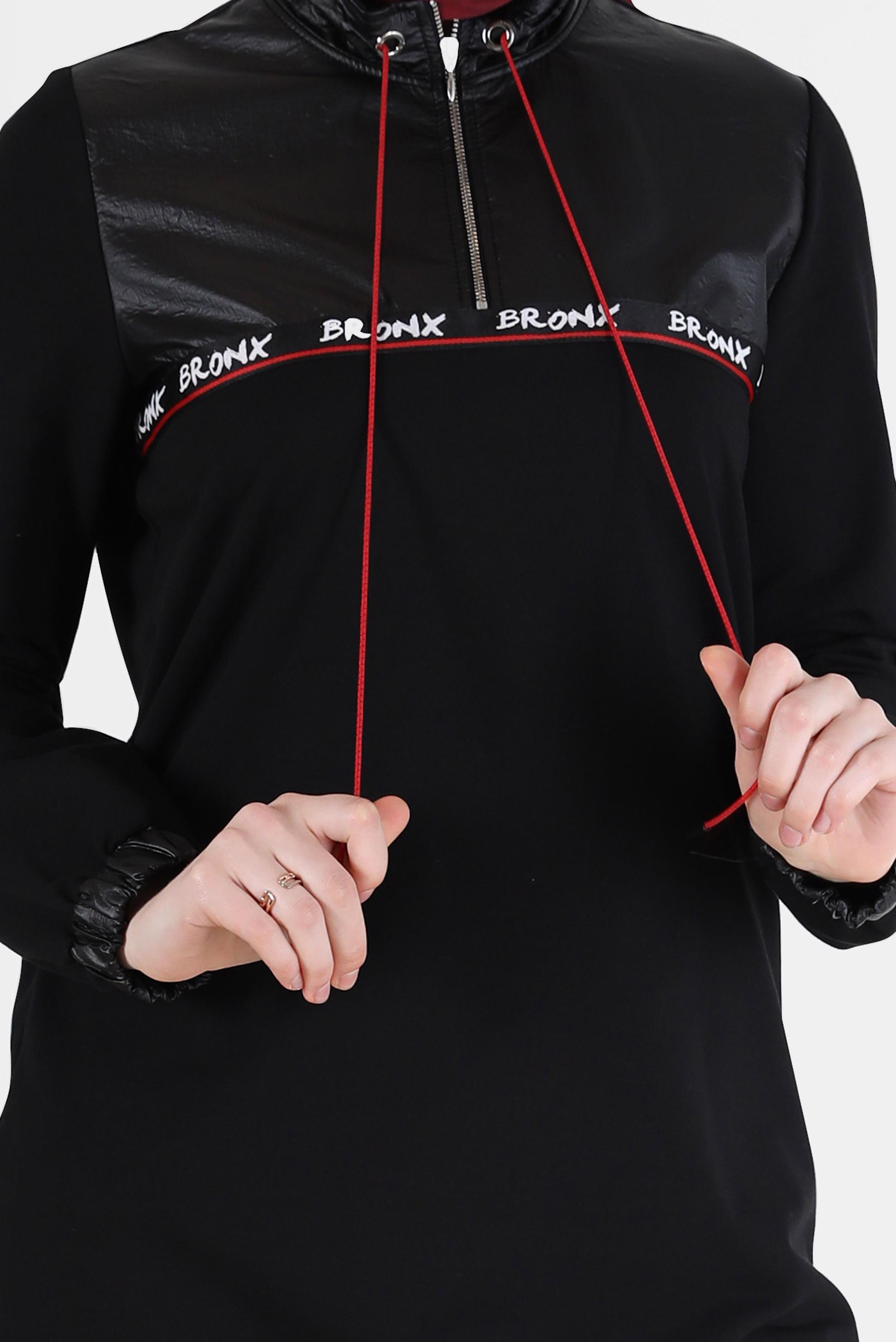 Tesettür giyim SİYAH YAZI BASKILI DERİ DETAYLI EŞOFMAN TUNİK 42175 