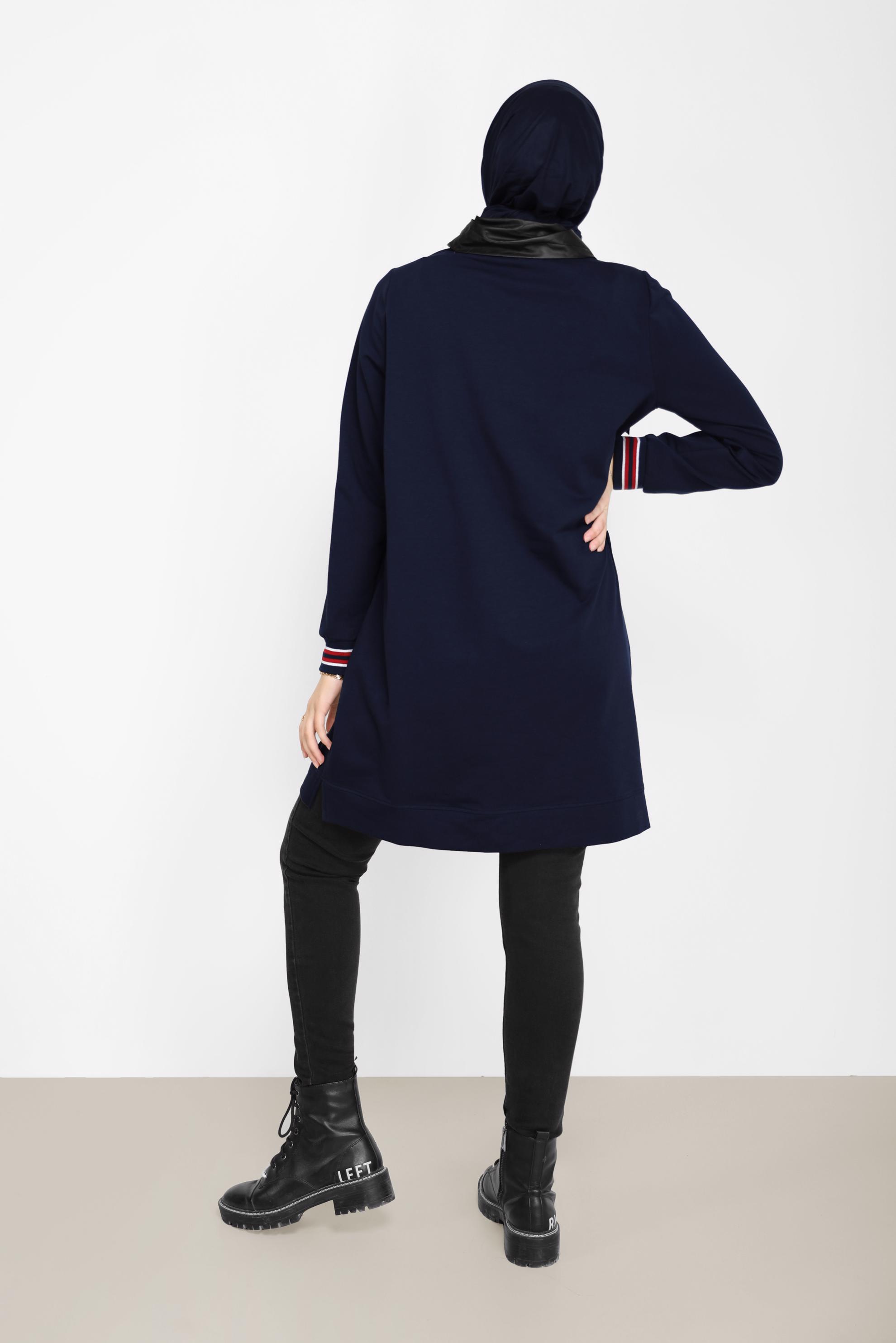 Tesettür giyim LACİVERT DERİ DETAYLI YAKASI BAĞCIKLI EŞOFMAN TUNİK 42176 