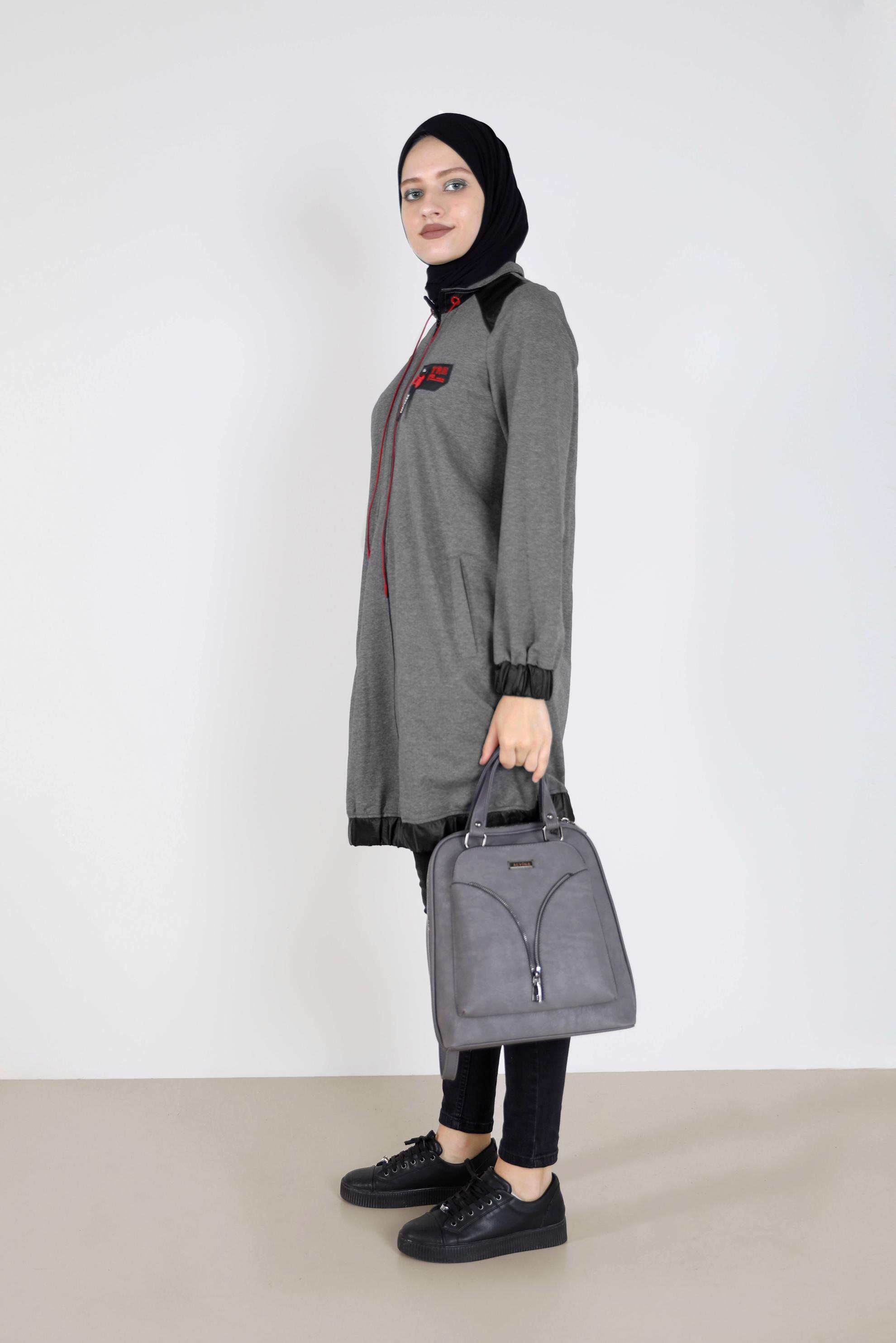 Tesettür giyim GRİ DERİ DETAYLI FERMUARLI EŞOFMAN TUNİK 42181 