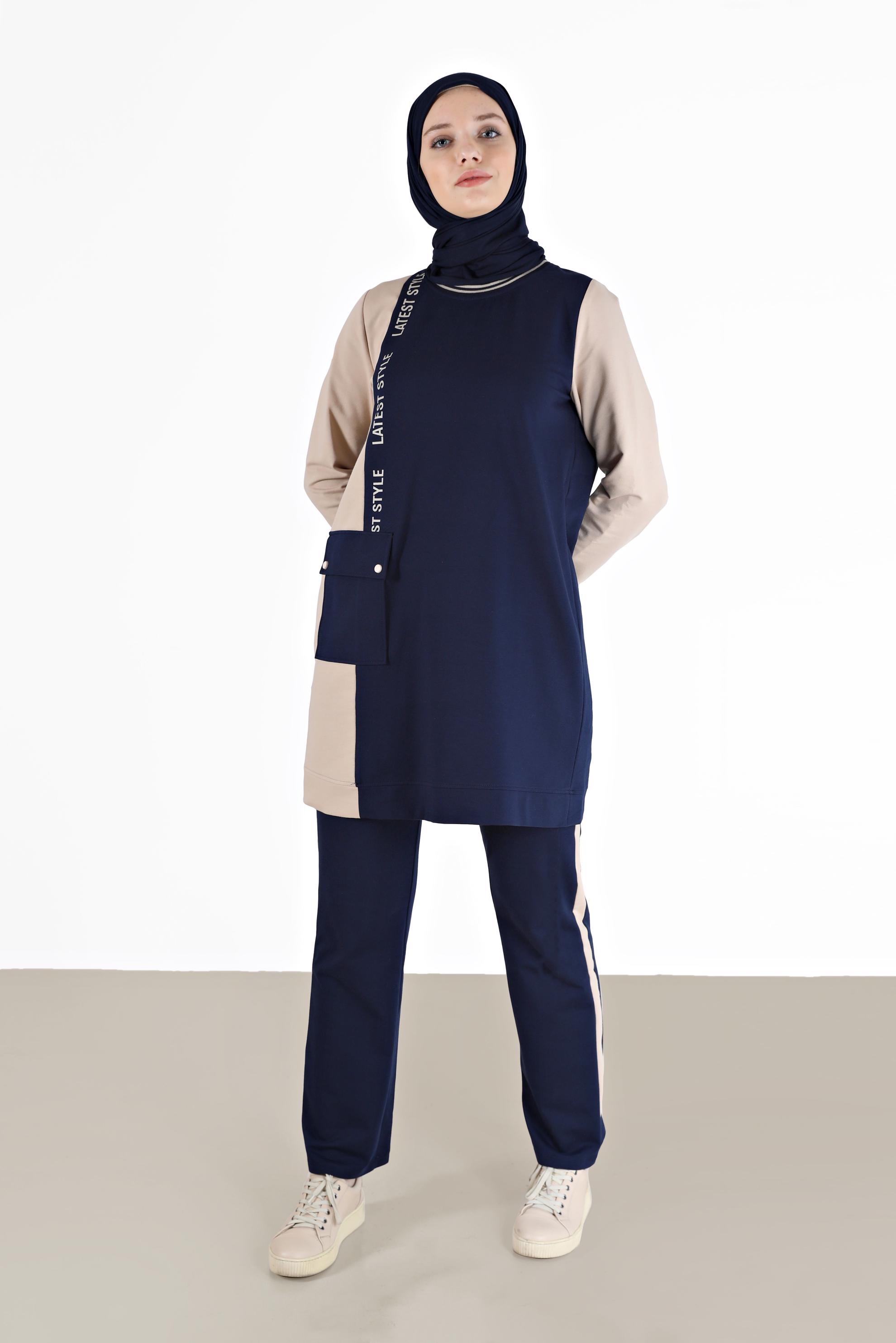 Tesettür giyim LACİVERT YAZI DETAYLI CEPLİ İKİLİ PANT. EŞOFMAN TAKIM 42269 