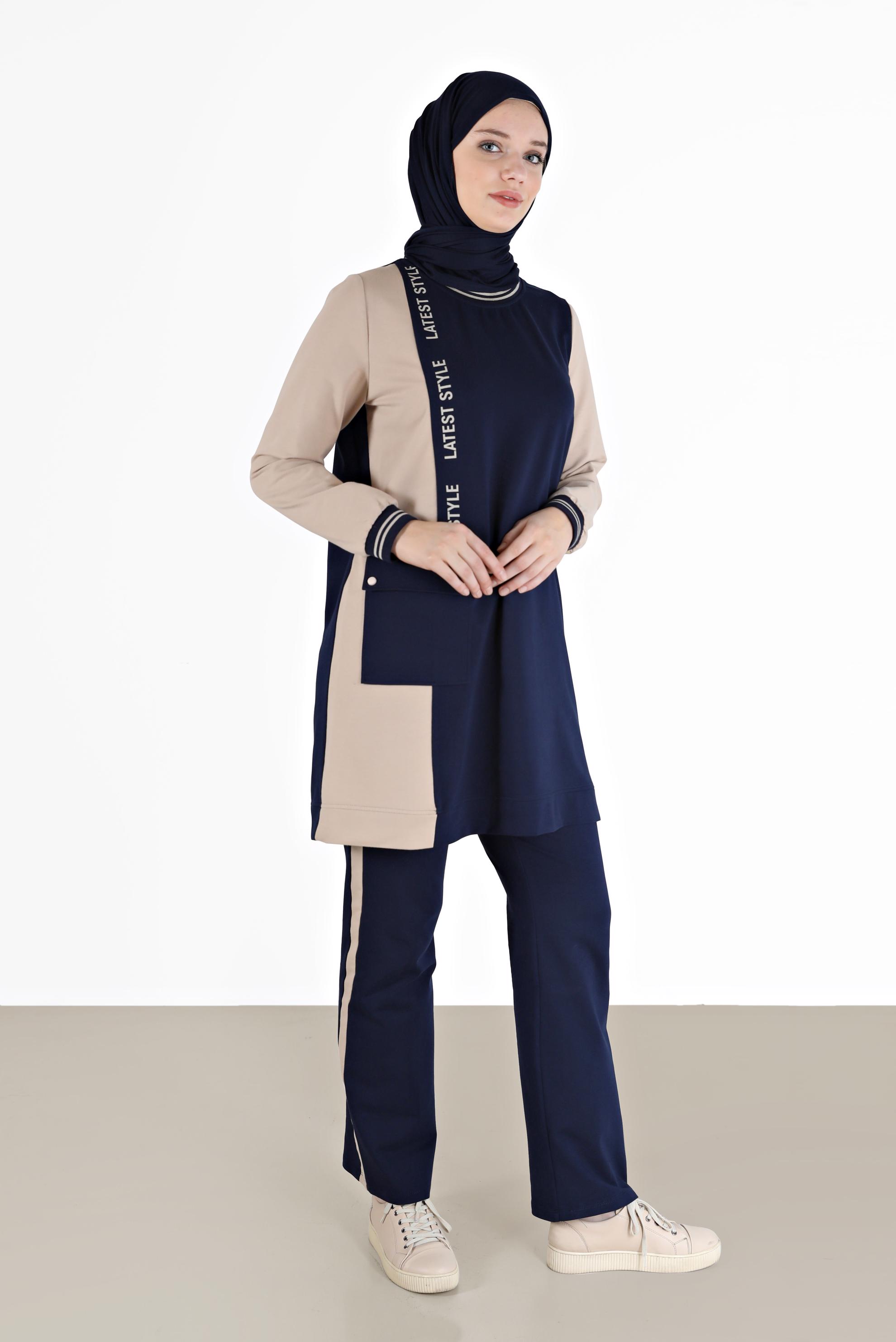 Tesettür giyim LACİVERT YAZI DETAYLI CEPLİ İKİLİ PANT. EŞOFMAN TAKIM 42269 