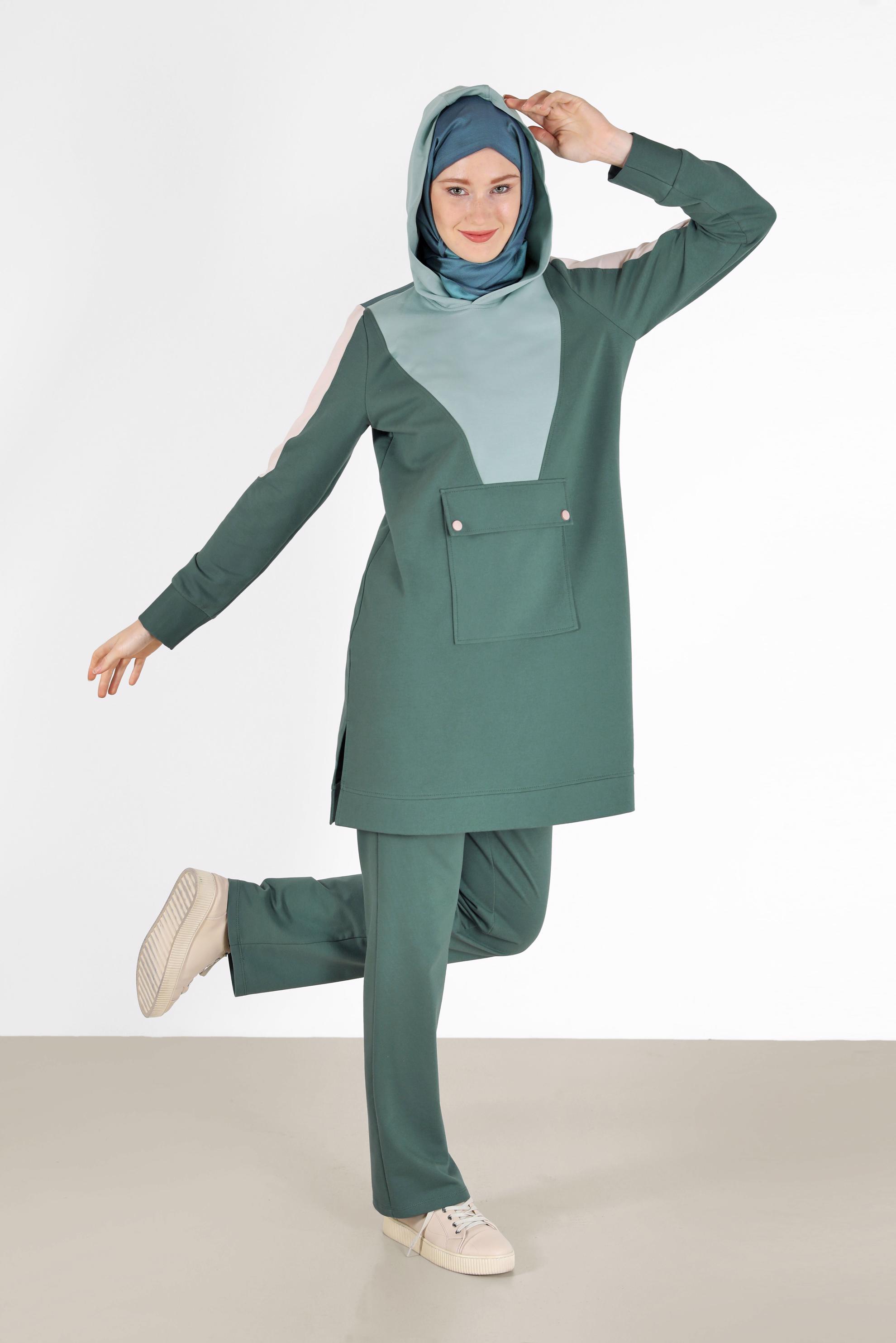 Vêtements hijab VERT ENSEMBLE DE SURVÊTEMENT 2 PIÈCES À CAPUCHE AVEC PANTALON 42270