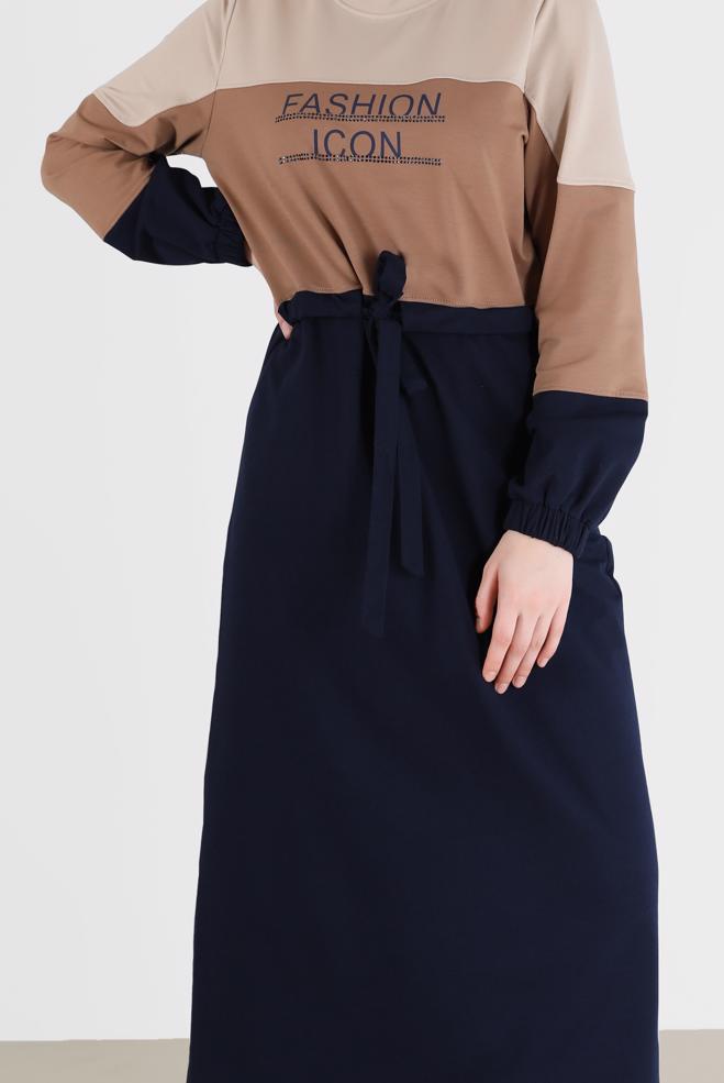 Vêtements hijab BLEU MARINE ROBE DE SURVÊTEMENT IMPRIMÉ SLOGAN TAILLE FRONCÉE 42272 - ALVİNA