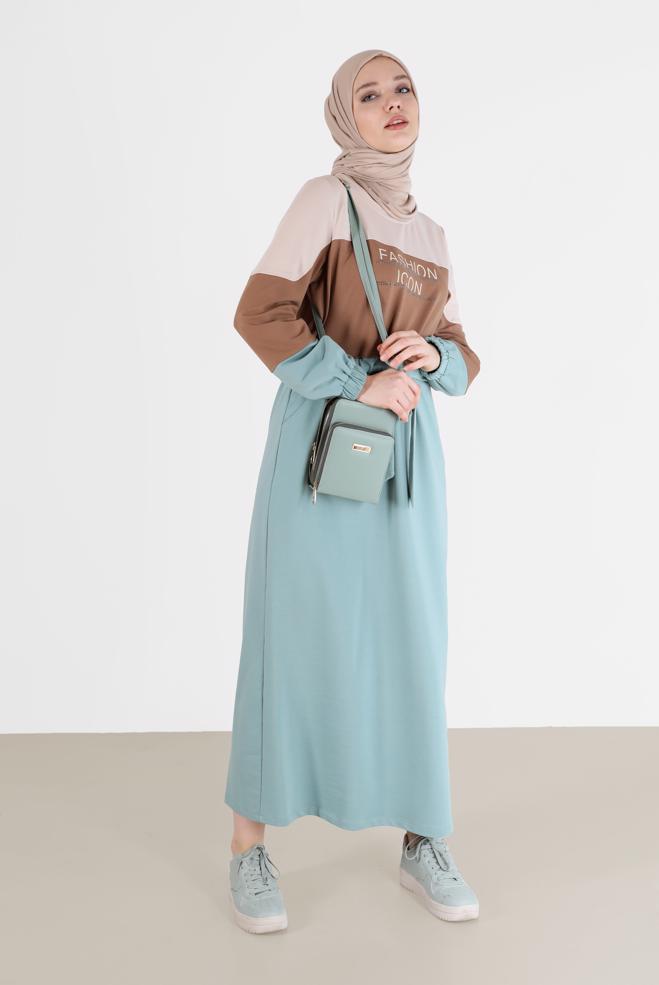 Vêtements hijab BLEU ROBE DE SURVÊTEMENT IMPRIMÉ SLOGAN TAILLE FRONCÉE 42272 - ALVİNA