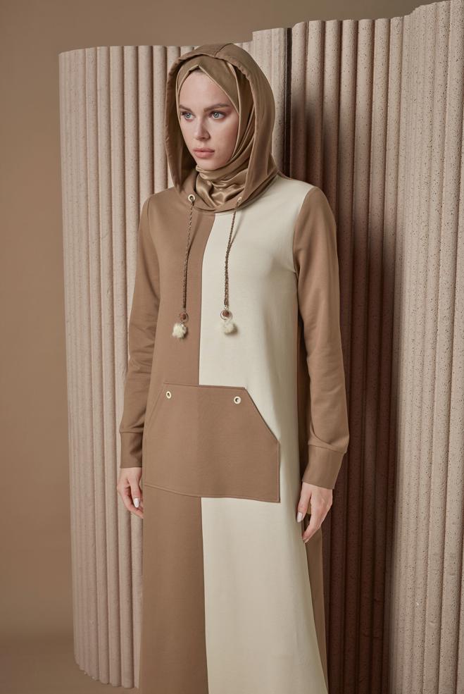 Vêtements hijab BRUN ROBE DE SURVÊTEMENT À CAPUCHE BICOLORE 42274 - ALVİNA