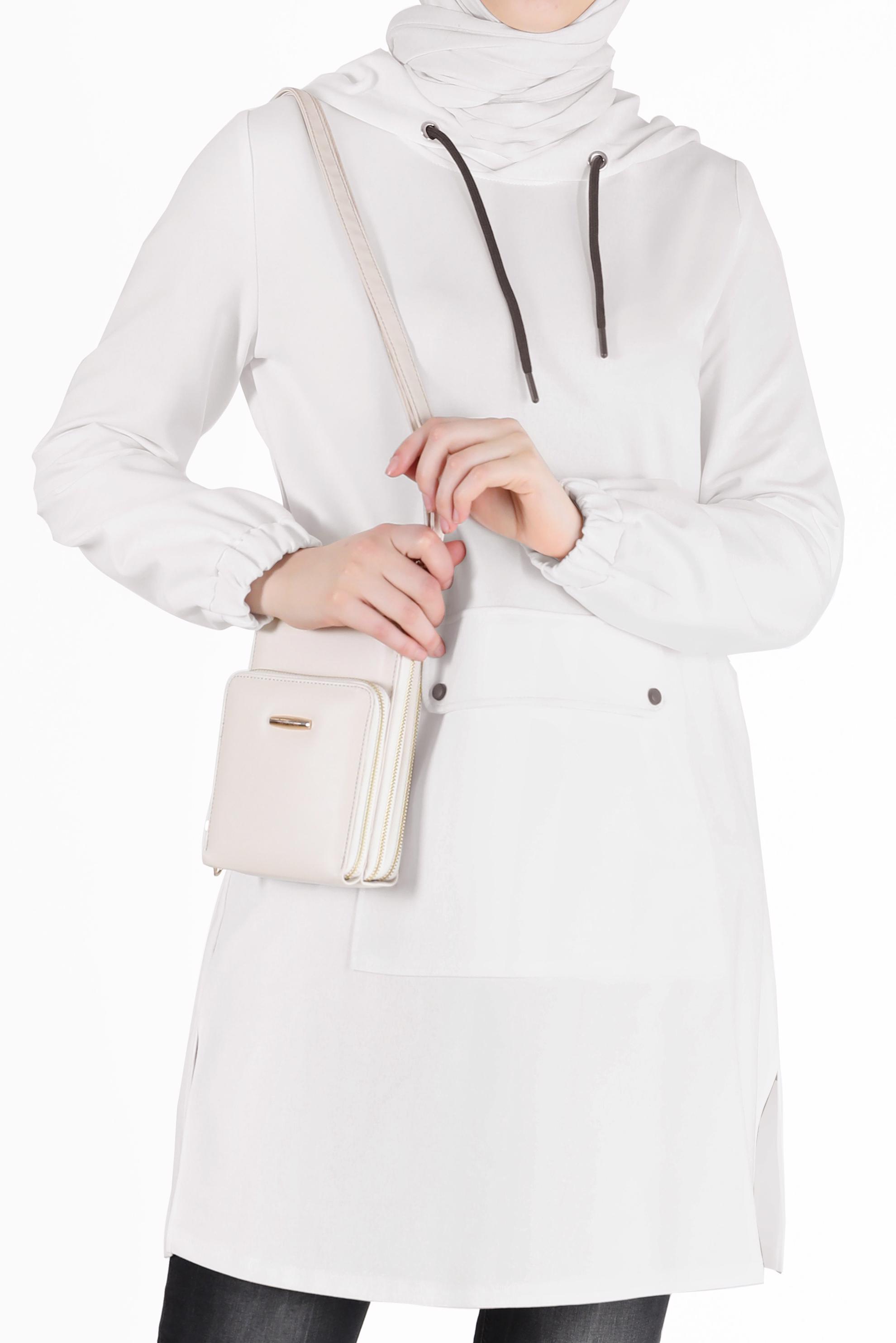 Tesettür giyim BEYAZ MANŞETLERİ LASTİKLİ KAPÜŞONLU EŞOFMAN TUNİK 42342 