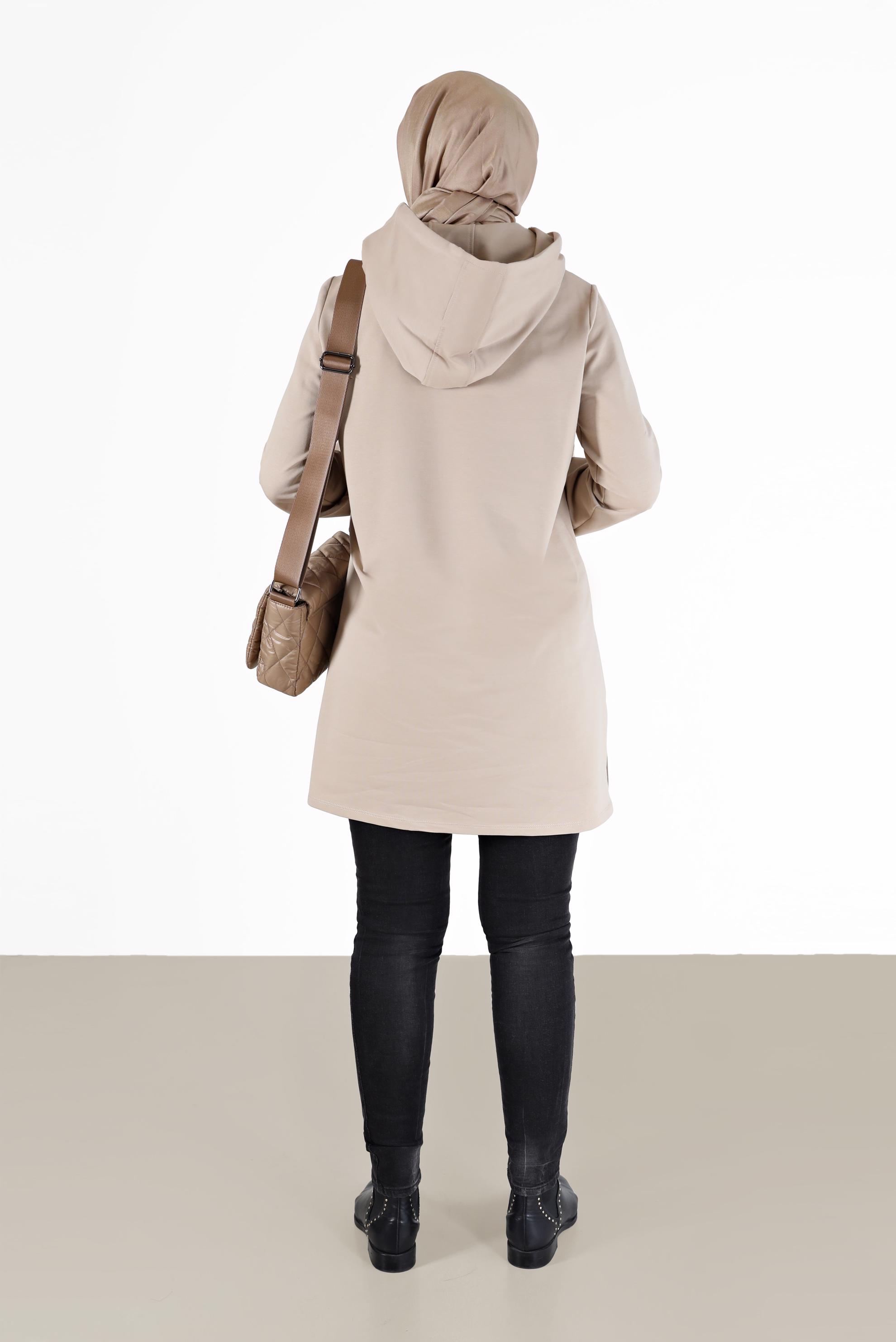 Tesettür giyim BEJ MANŞETLERİ LASTİKLİ KAPÜŞONLU EŞOFMAN TUNİK 42342 