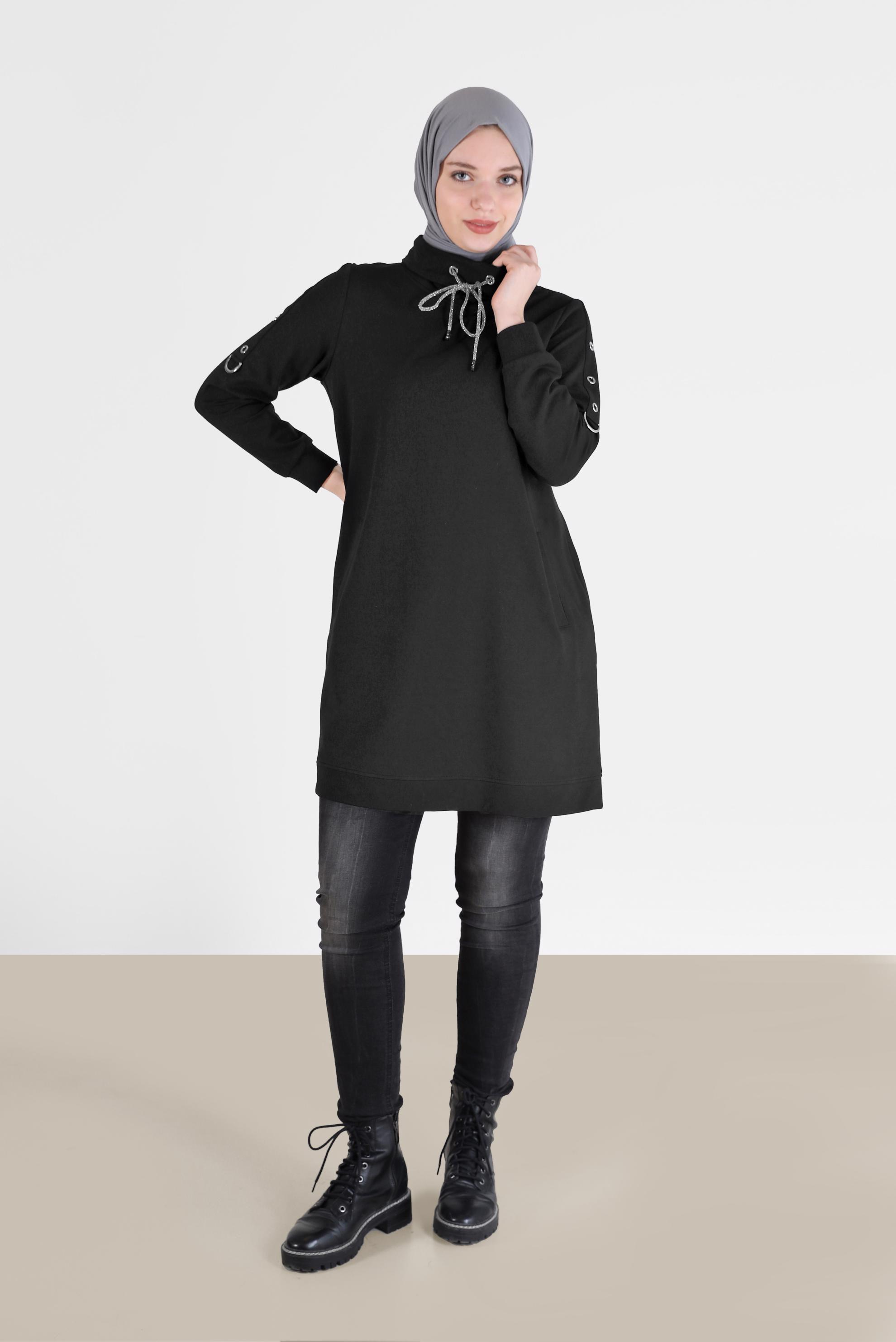 Tesettür giyim SİYAH KOLLARI KUŞGÖZÜ DETAYLI DEGAJE YAKA EŞOFMAN TUNİK 42343 