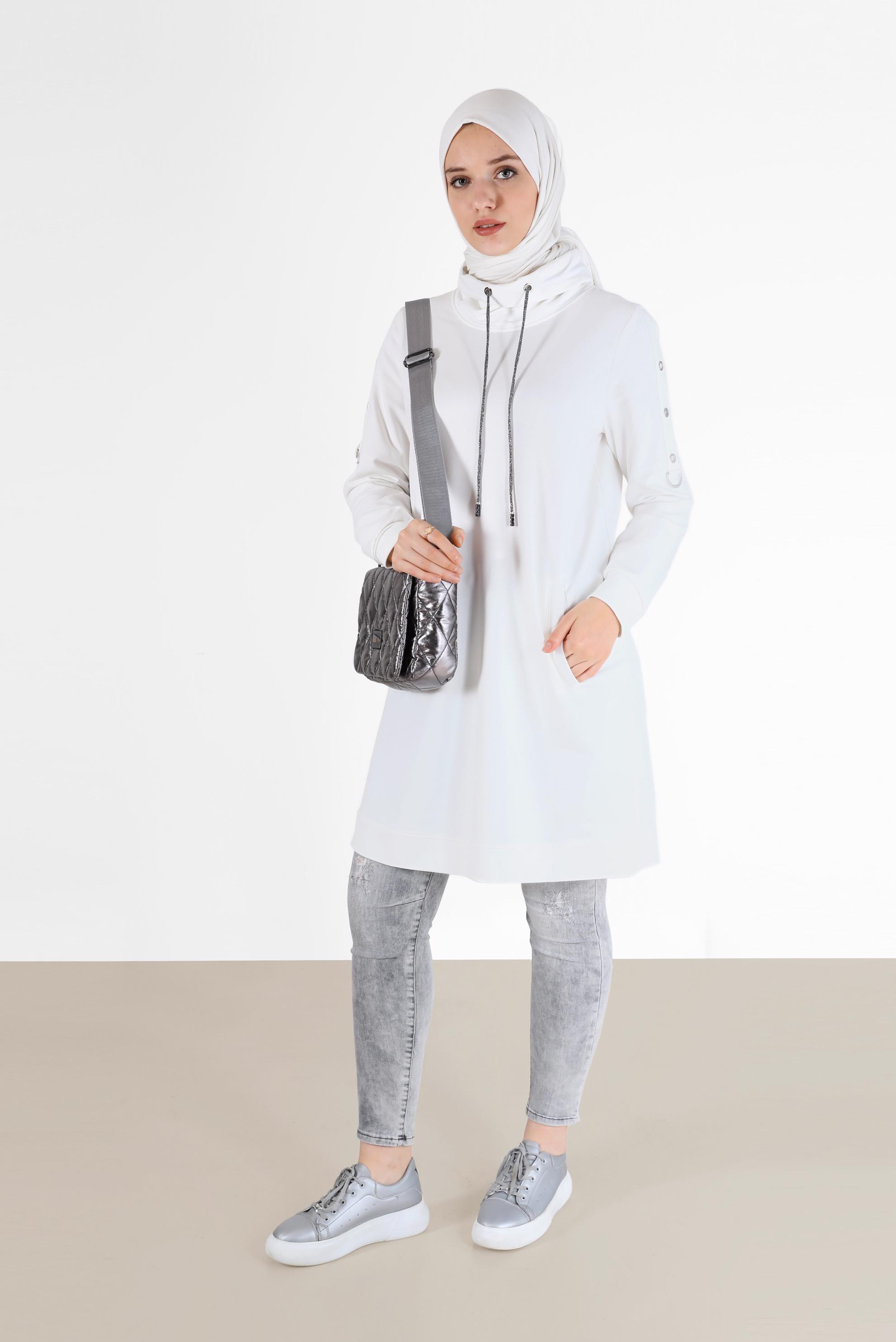 Tesettür giyim BEYAZ KOLLARI KUŞGÖZÜ DETAYLI DEGAJE YAKA EŞOFMAN TUNİK 42343 