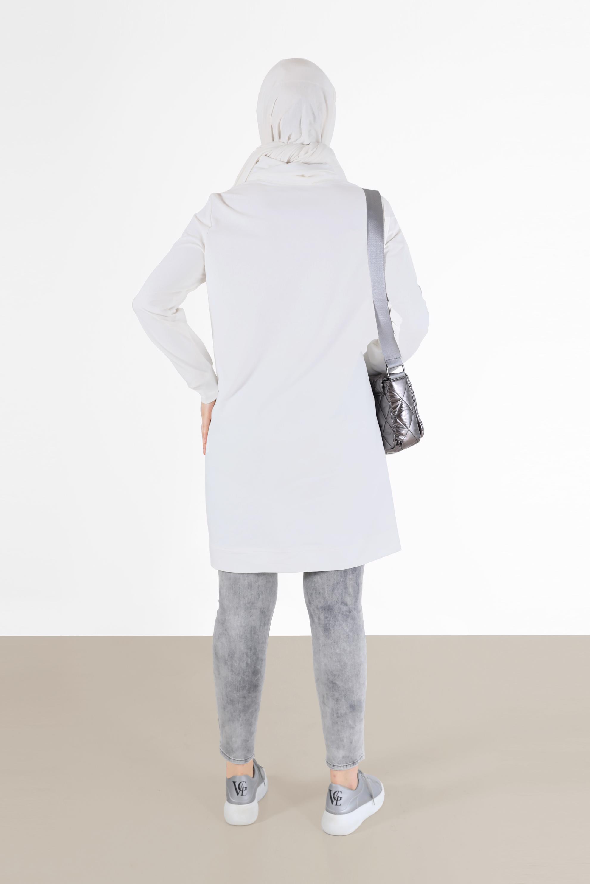 Tesettür giyim BEYAZ KOLLARI KUŞGÖZÜ DETAYLI DEGAJE YAKA EŞOFMAN TUNİK 42343 