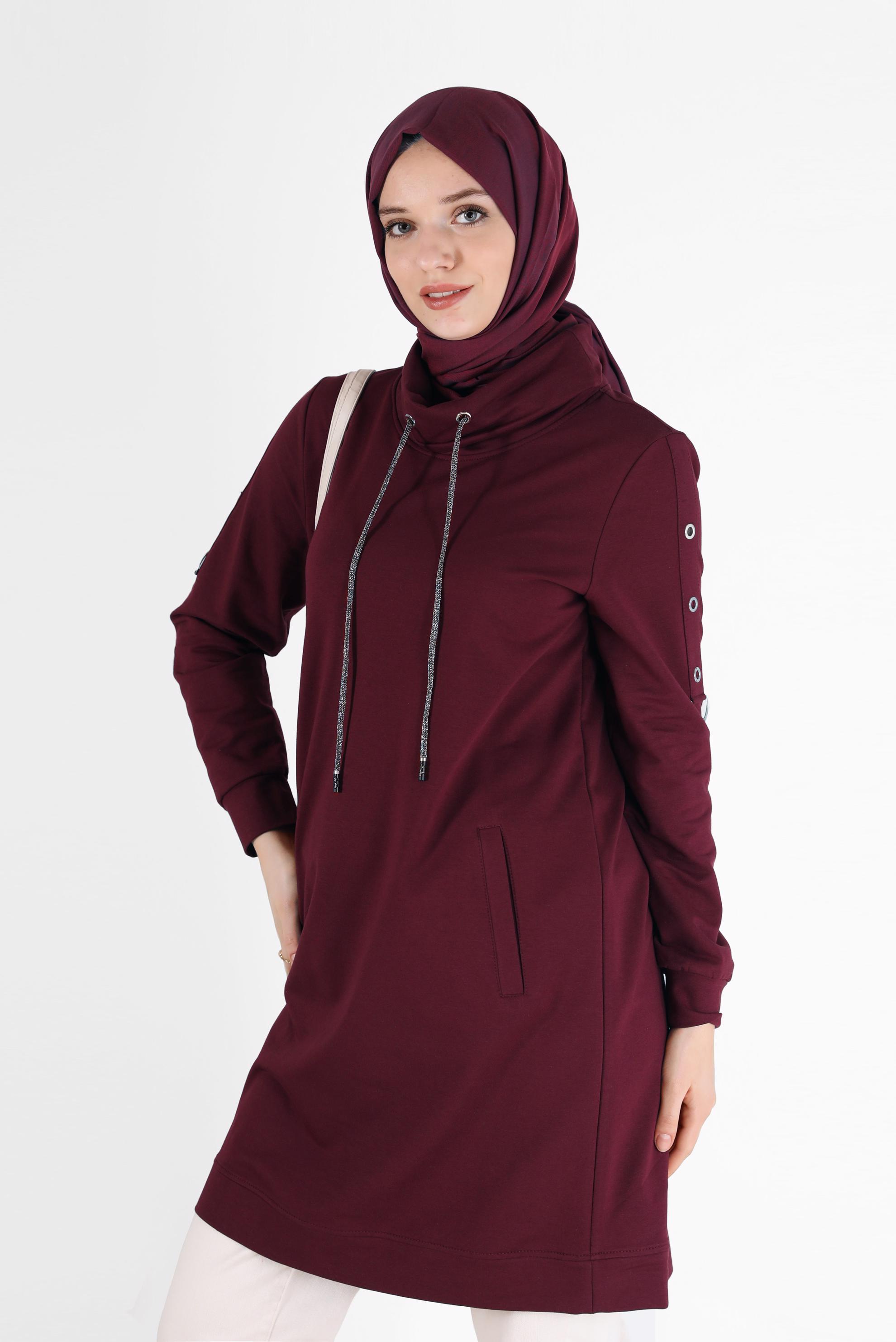 Tesettür giyim BORDO KOLLARI KUŞGÖZÜ DETAYLI DEGAJE YAKA EŞOFMAN TUNİK 42343 