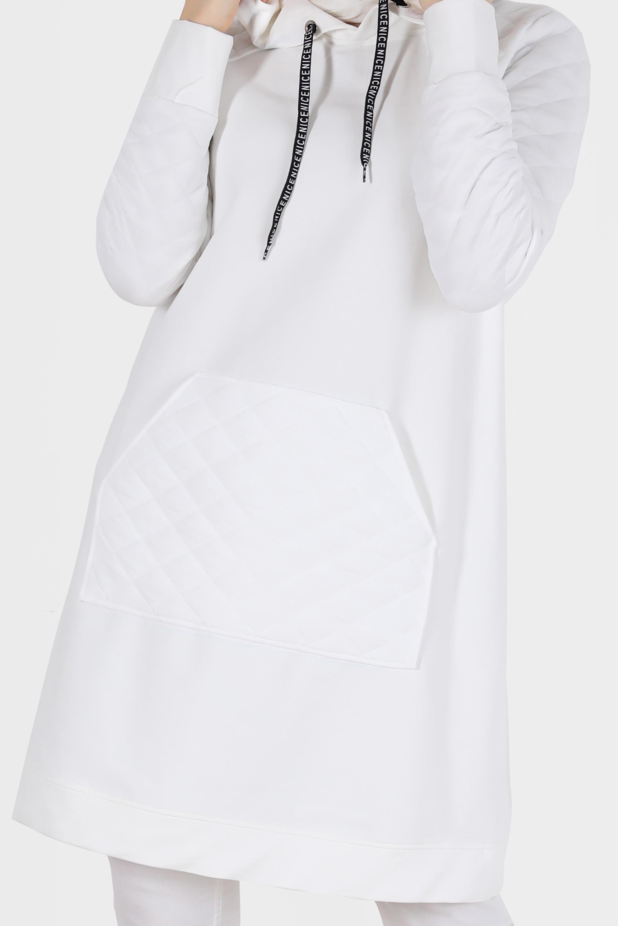 Tesettür giyim BEYAZ KAPİTONE DESEN DETAYLI KAPÜŞONLU EŞOFMAN TUNİK 42344 