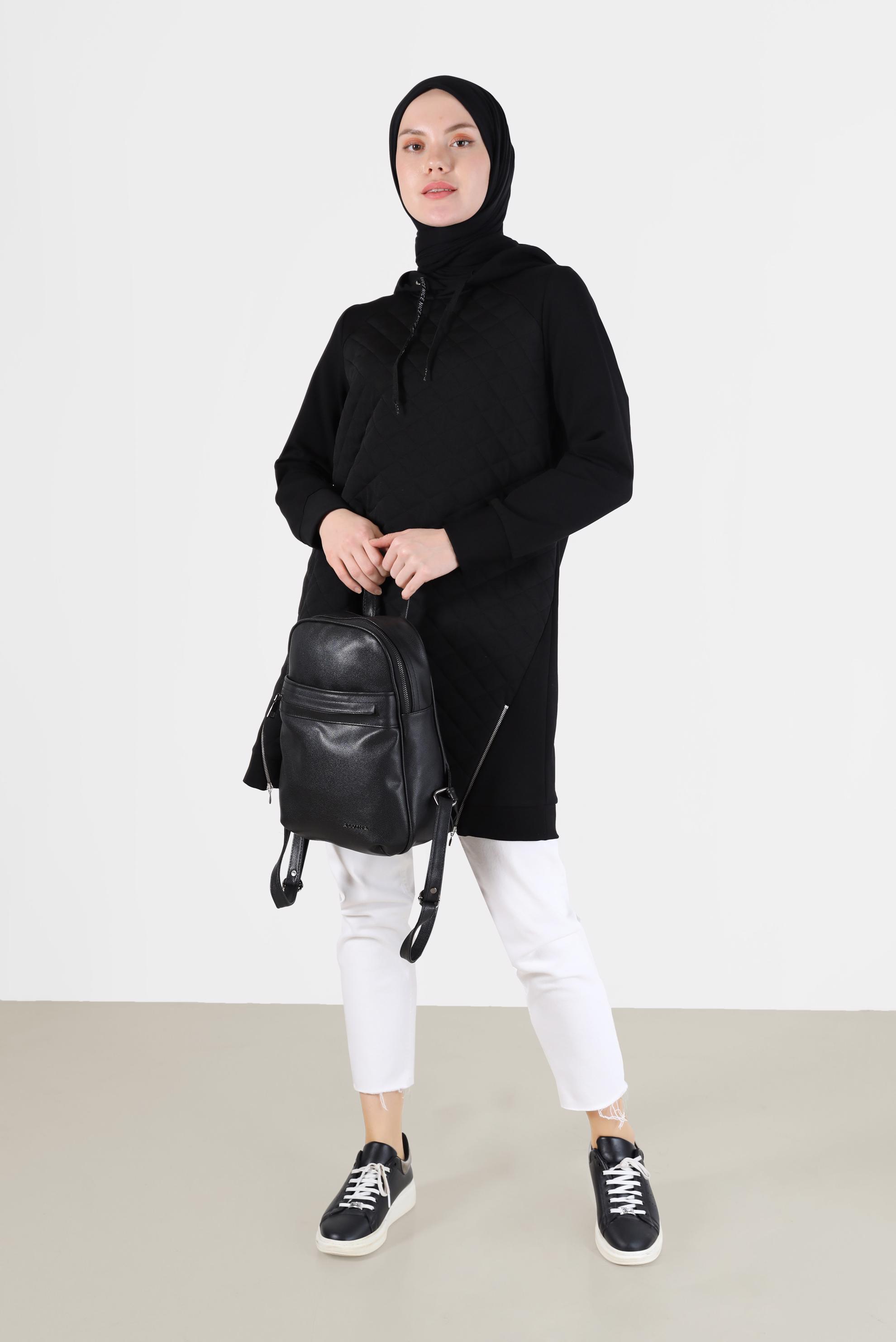 Tesettür giyim SİYAH FERMUAR DETAYLI KAPİTONE DESEN KAPÜŞONLU EŞOFMAN TUNİK 42345 