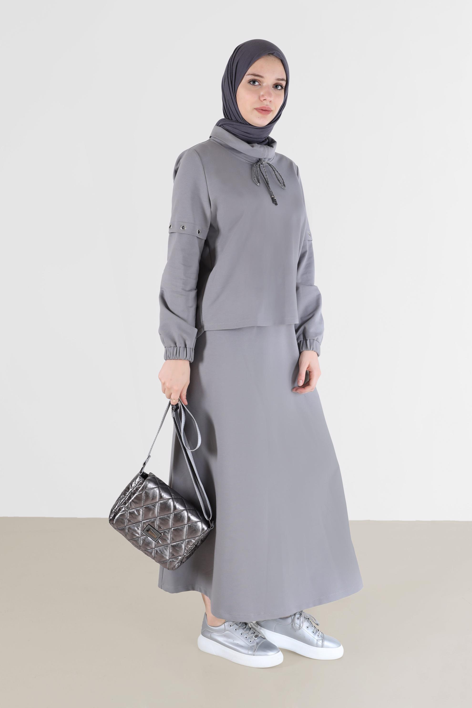 Vêtements hijab GRIS ENSEMBLE DE SURVÊTEMENT JUPE 2 PIÈCES À COL COL CHEMISIER AVEC OEILLETS 42347