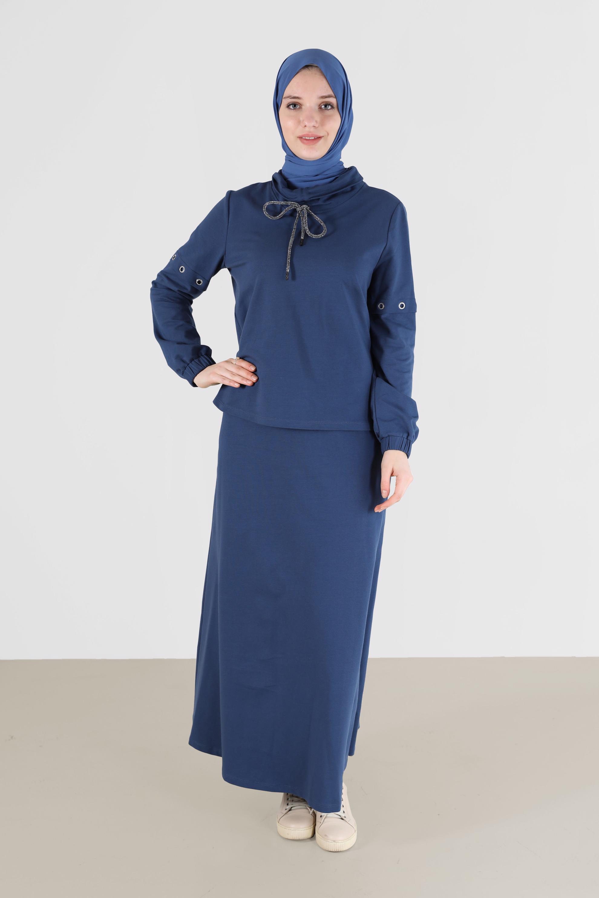 Vêtements hijab BLEU MARINE ENSEMBLE DE SURVÊTEMENT JUPE 2 PIÈCES À COL COL CHEMISIER AVEC OEILLETS 42347