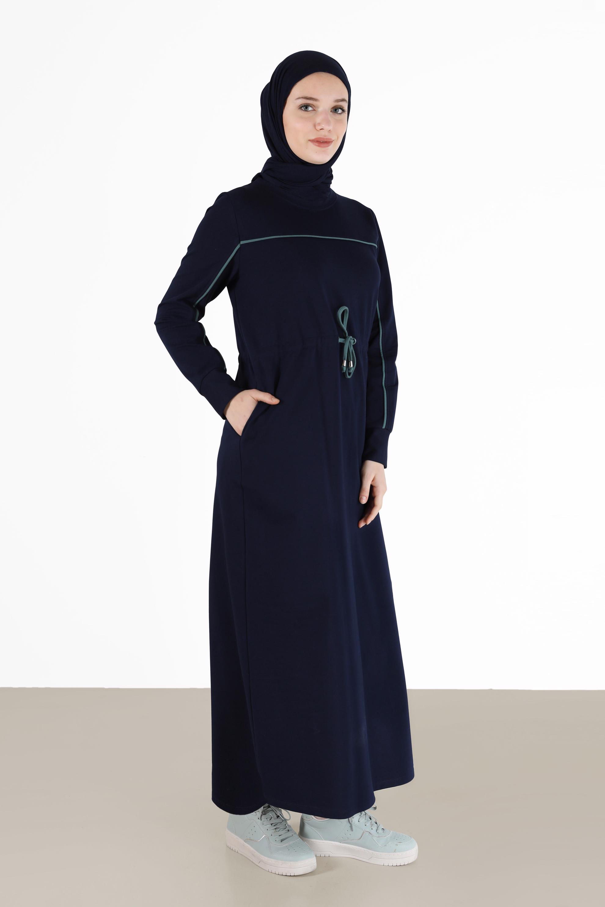 Vêtements hijab BLEU MARINE ROBE DE SURVÊTEMENT À RAYURES ET DÉTAILS 42350