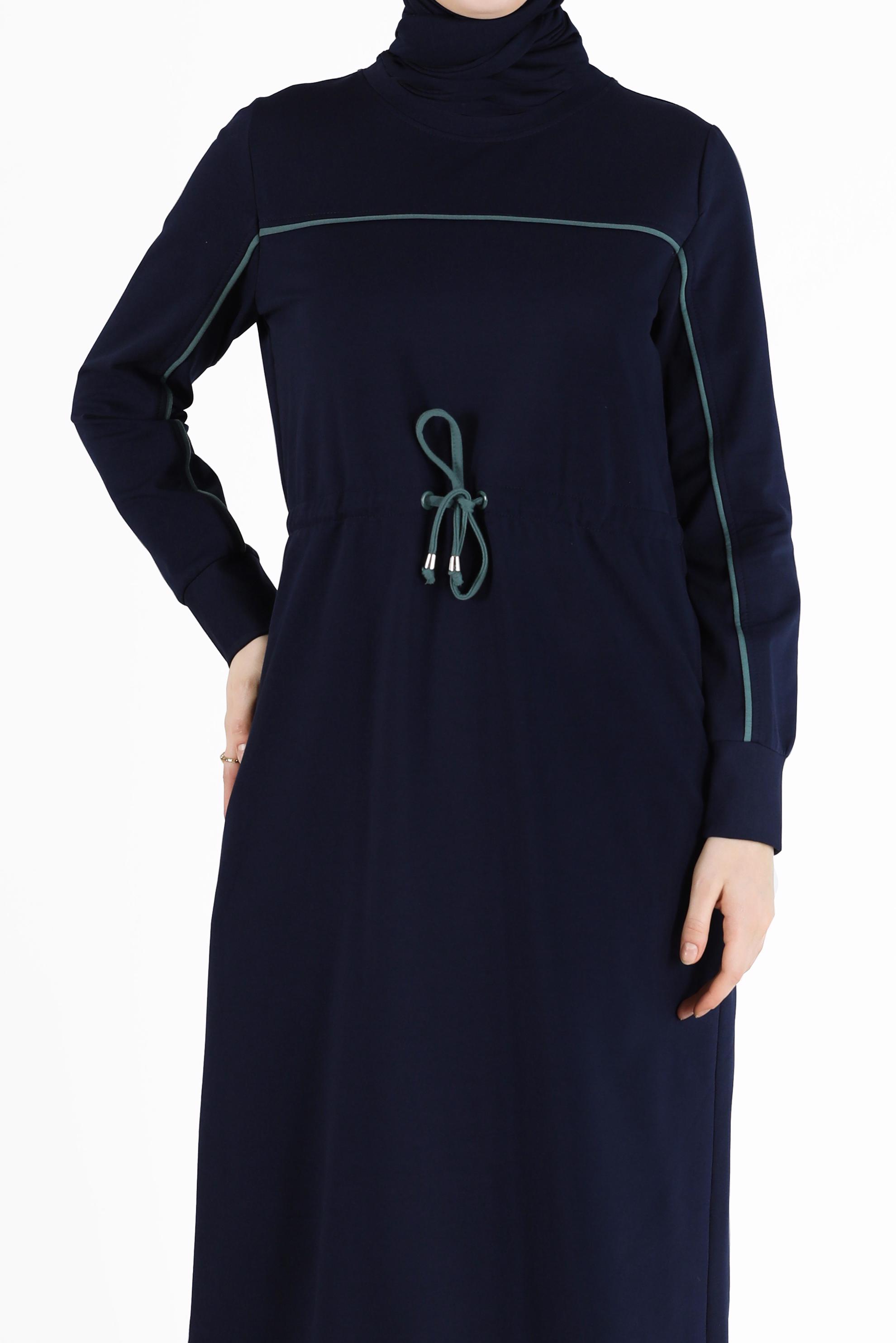 Vêtements hijab BLEU MARINE ROBE DE SURVÊTEMENT À RAYURES ET DÉTAILS 42350